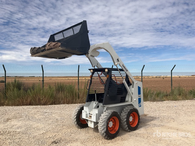 Bobcat 743 Skid Steer Loader