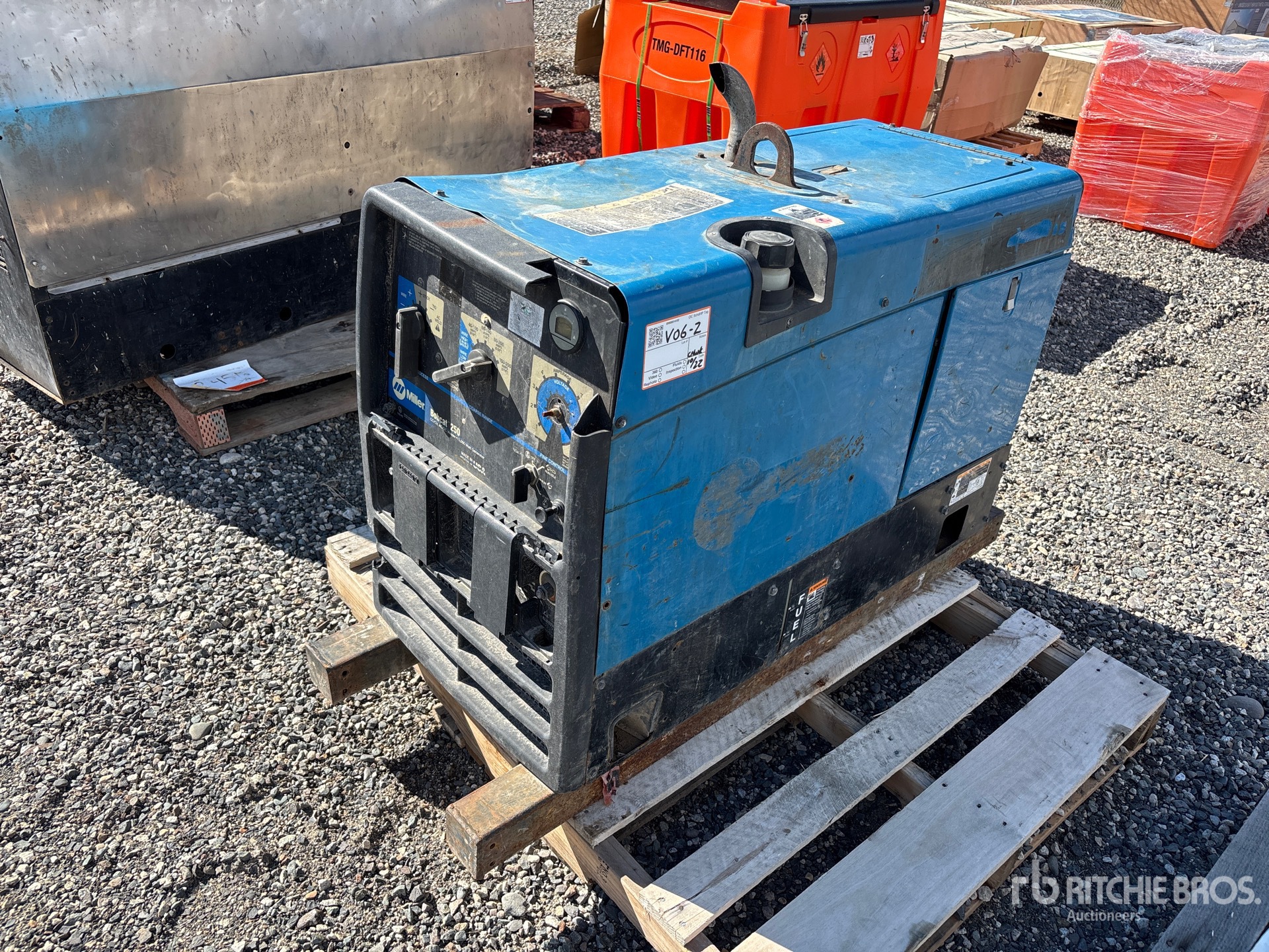 Photo of Miller BOBCAT 250 LP