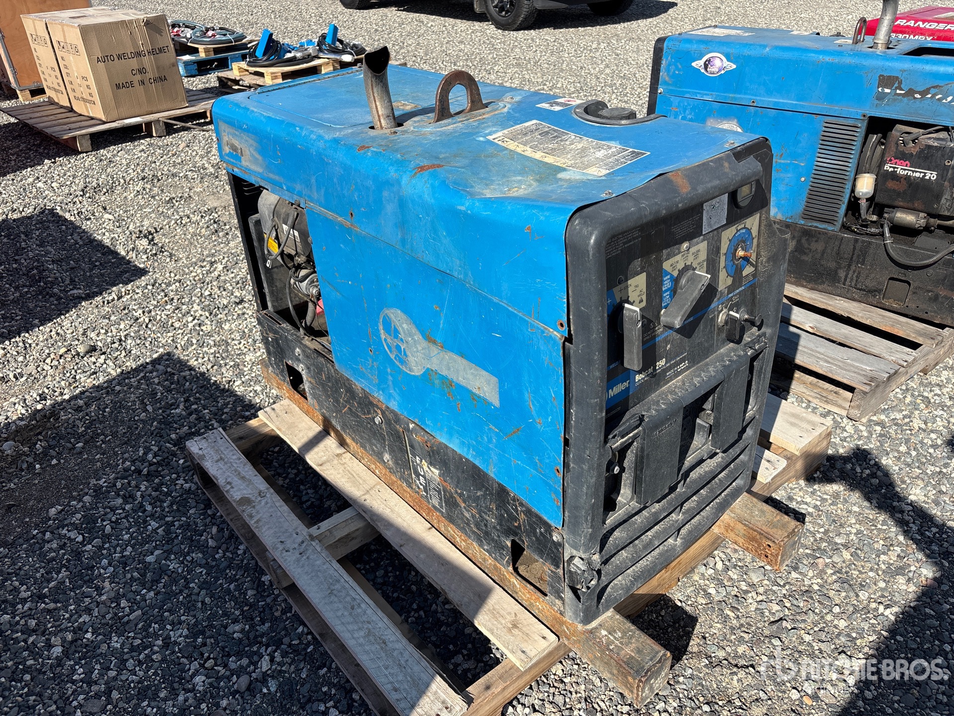 Miller BOBCAT 250 LP