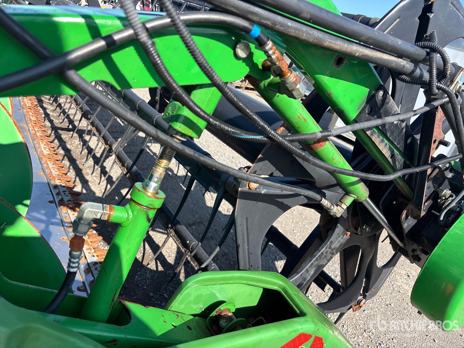 2006 John Deere 635F