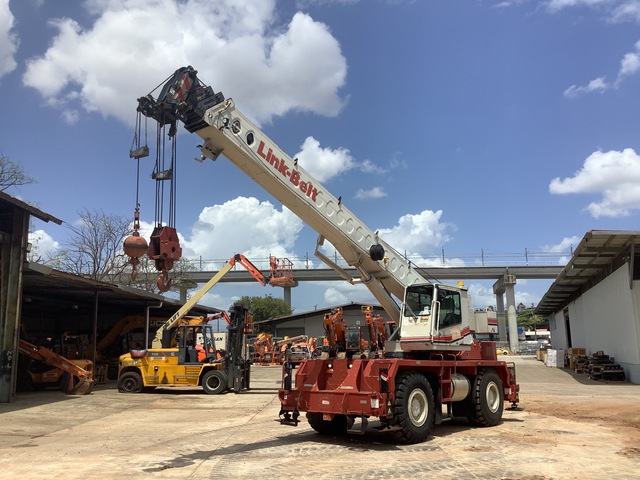 2010 Link-Belt RTC8030 30 ton 4x4x4 Rough Terrain Crane