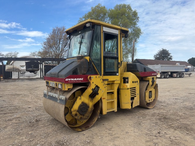 2006 Dynapac CC222 Double Drum Roller 2006 Dynapac CC222 Double Drum Roller