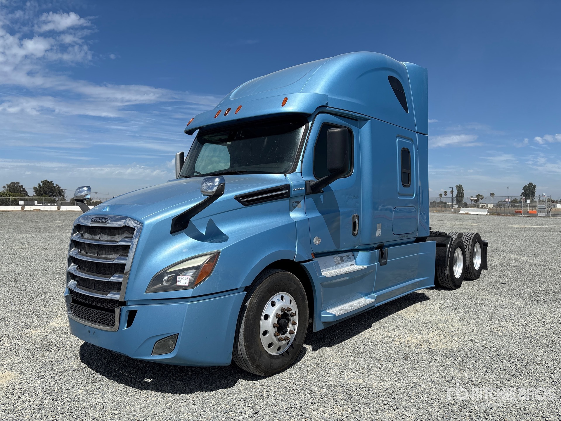 2018 Freightliner CASCADIA 126