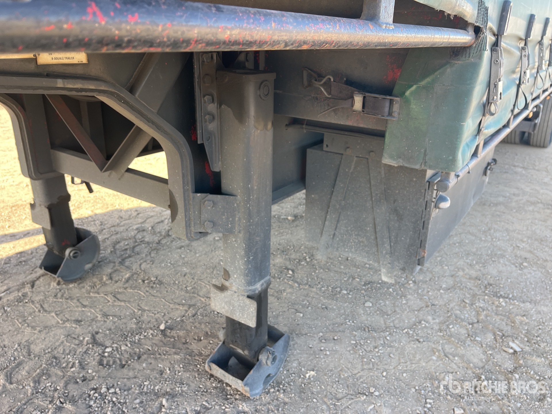2002 Kruger 13.2 m Tri/A Step Deck