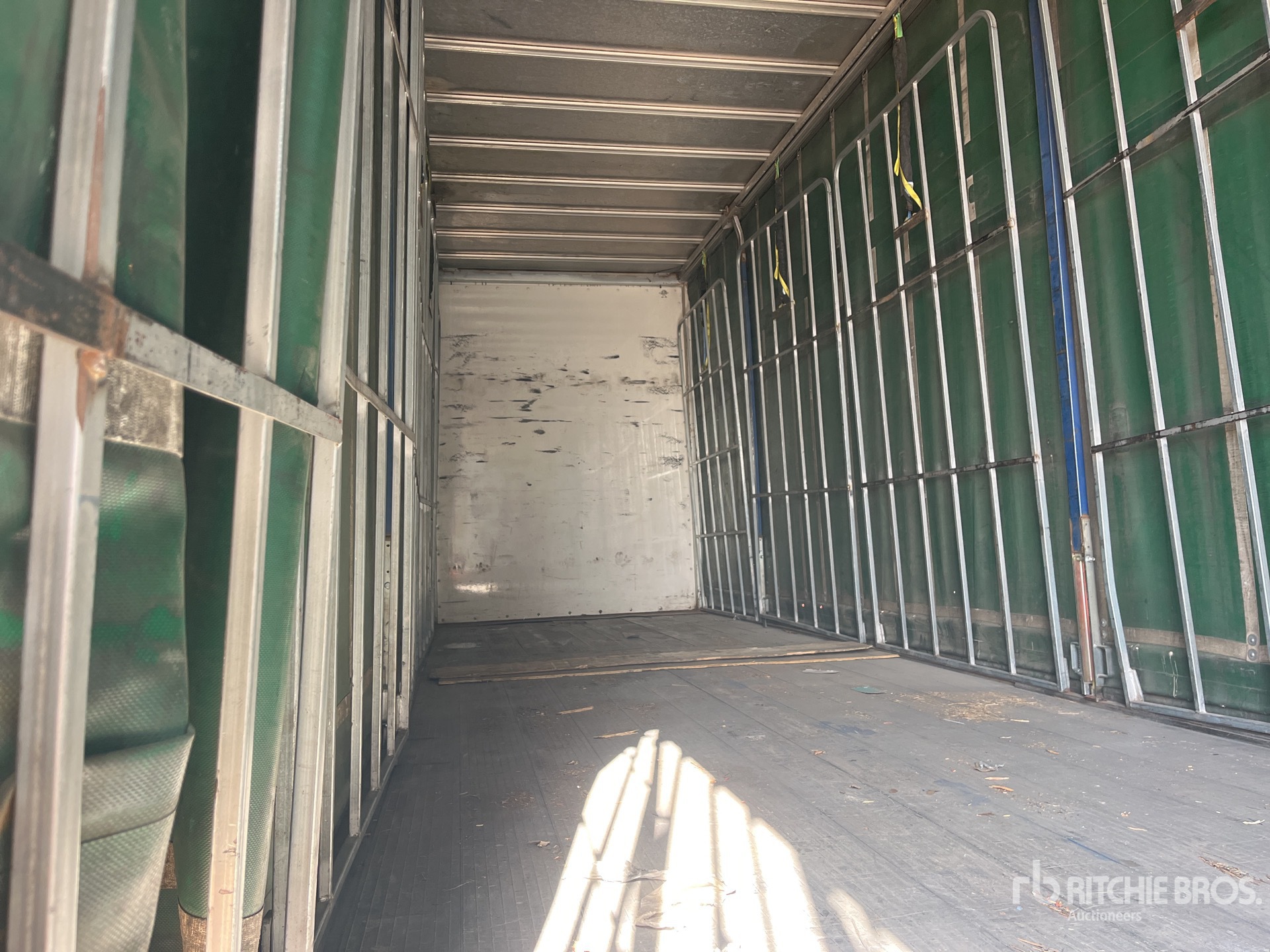 2002 Kruger 13.2 m Tri/A Step Deck