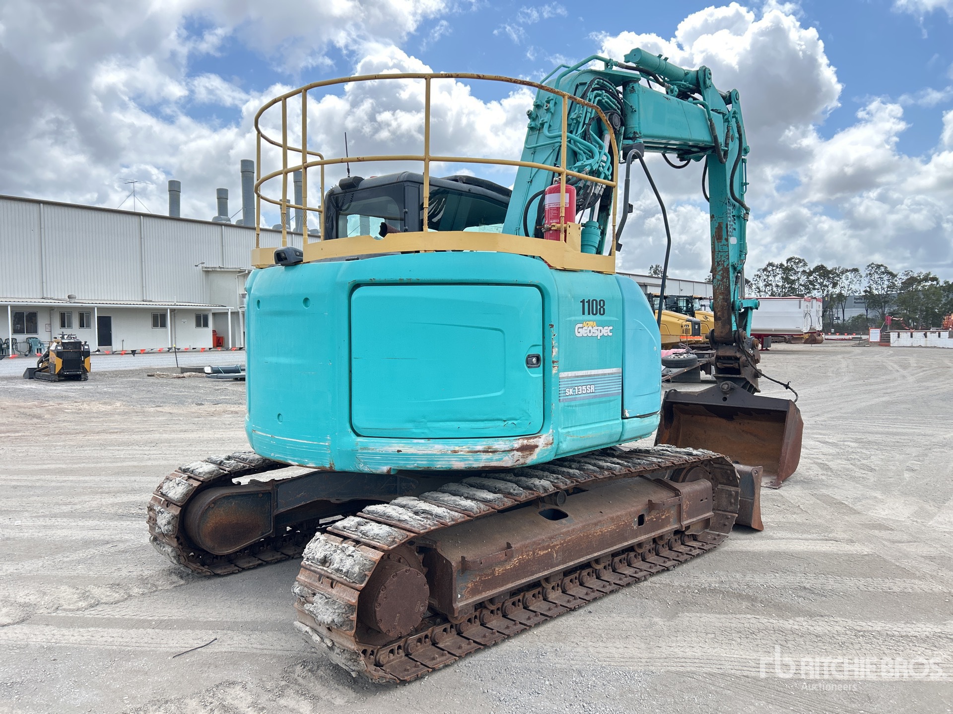 2016 Kobelco SK135SR-3