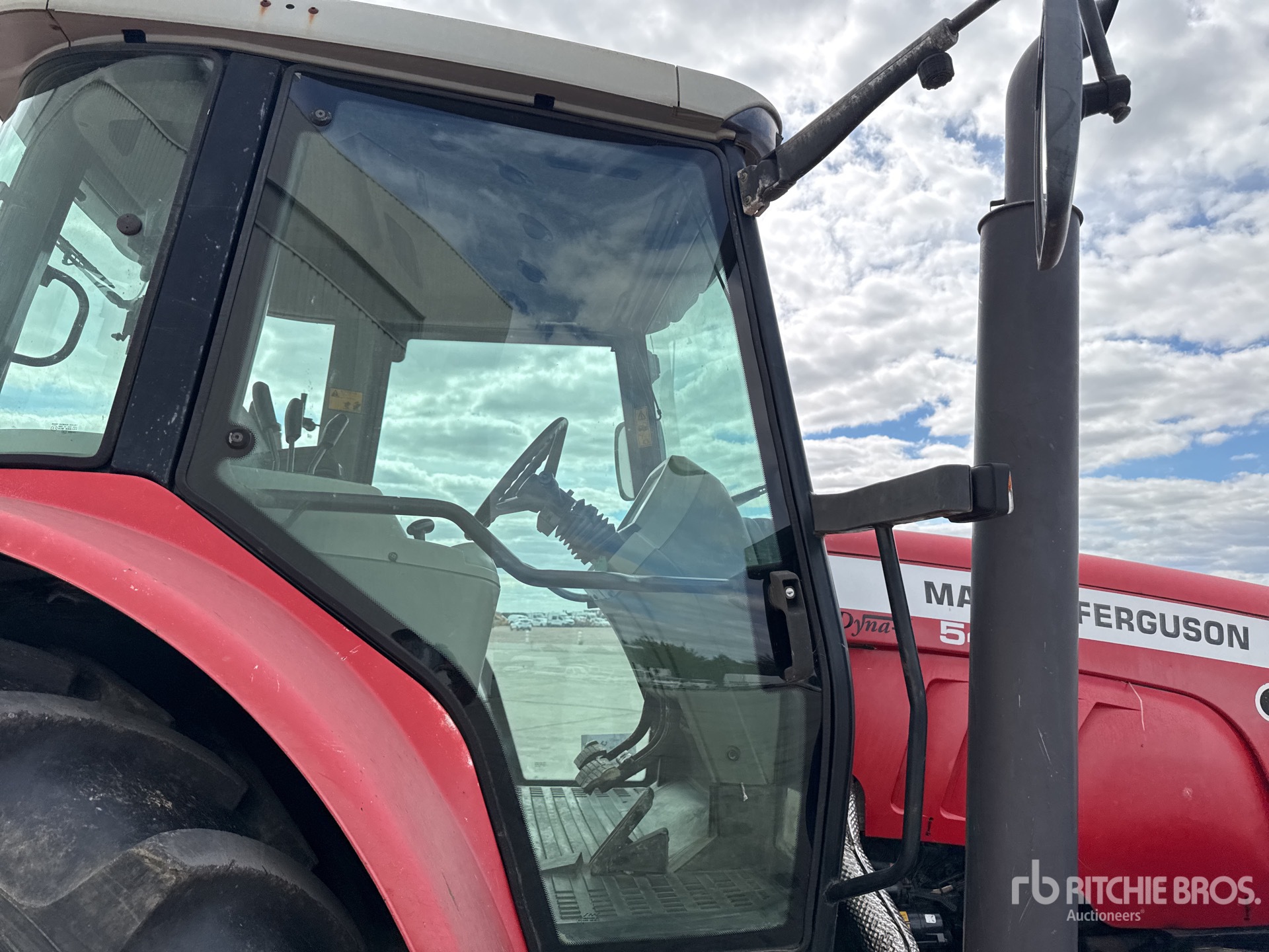 2008 Massey Ferguson 5465 DYNA-4