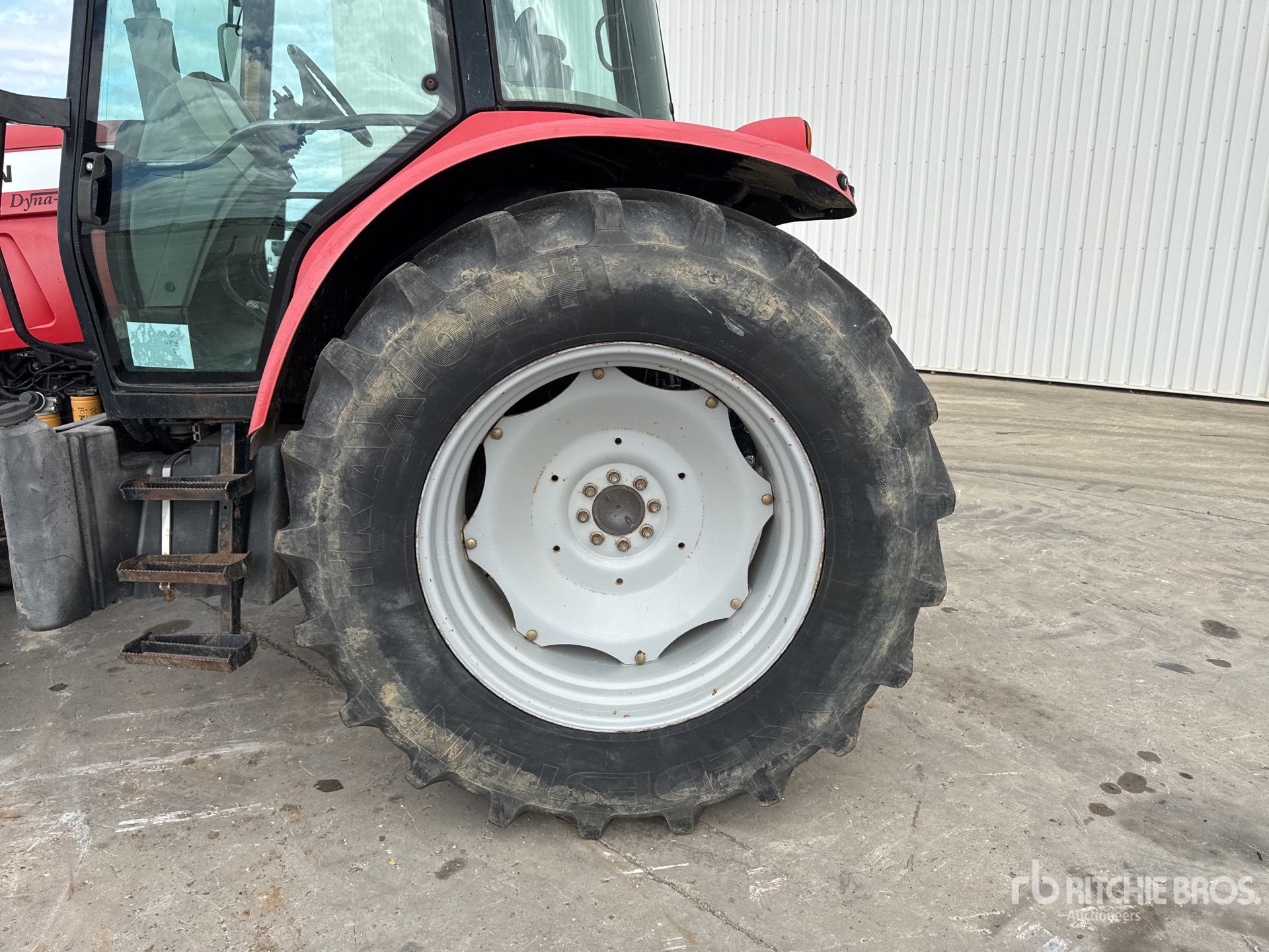 2008 Massey Ferguson 5465 DYNA-4