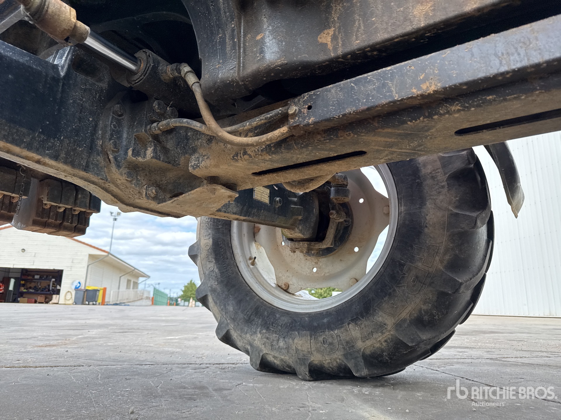 2008 Massey Ferguson 5465 DYNA-4