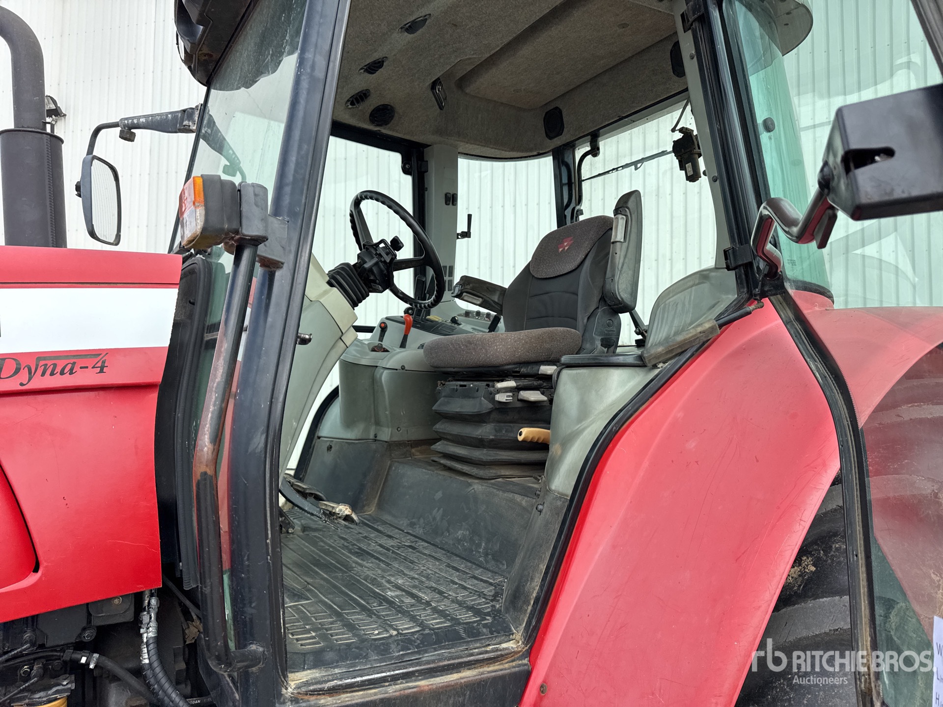 2008 Massey Ferguson 5465 DYNA-4