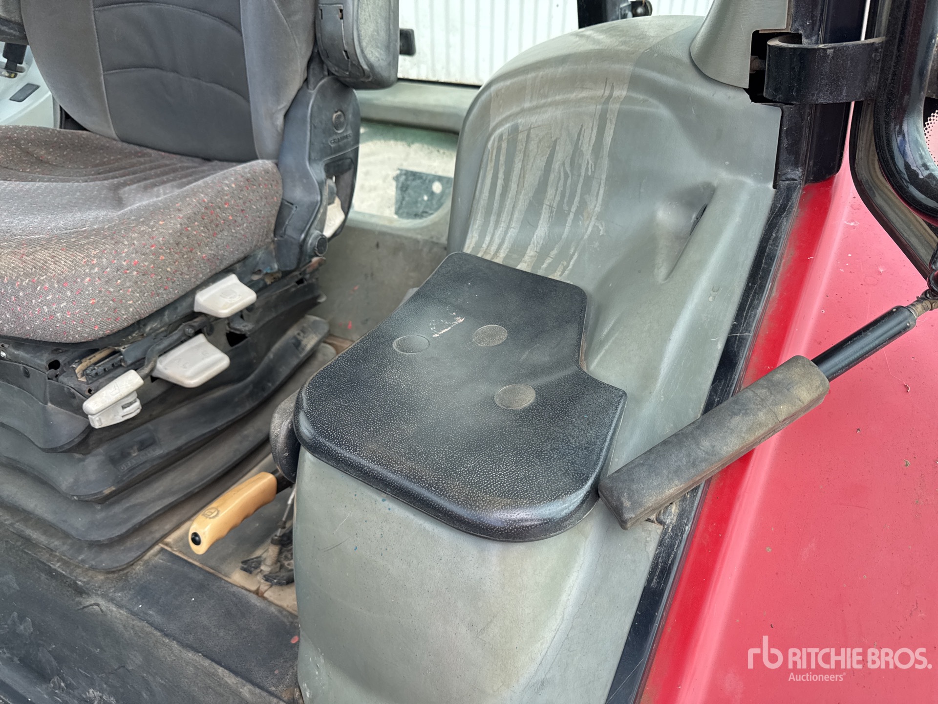 2008 Massey Ferguson 5465 DYNA-4