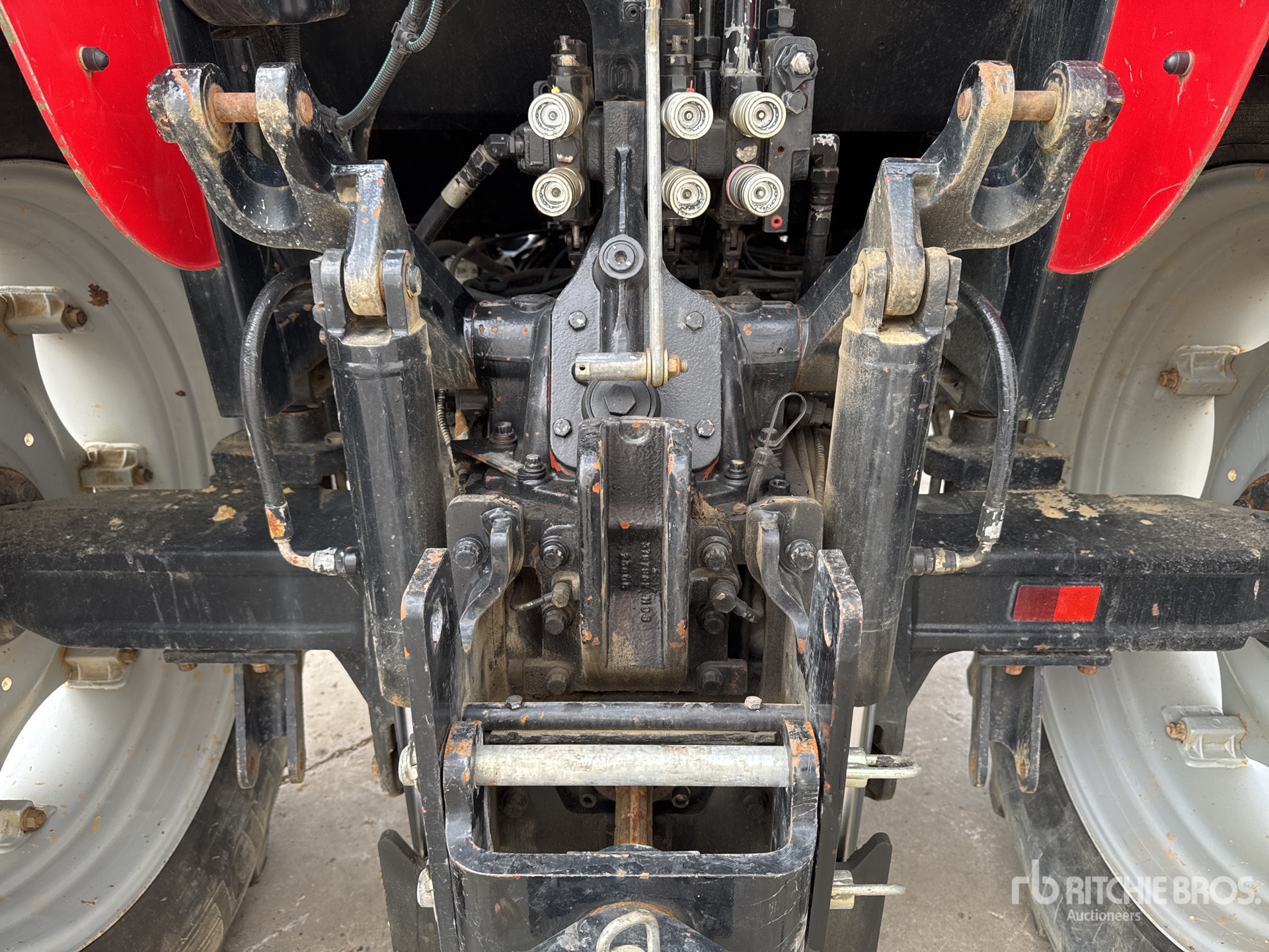 2008 Massey Ferguson 5465 DYNA-4