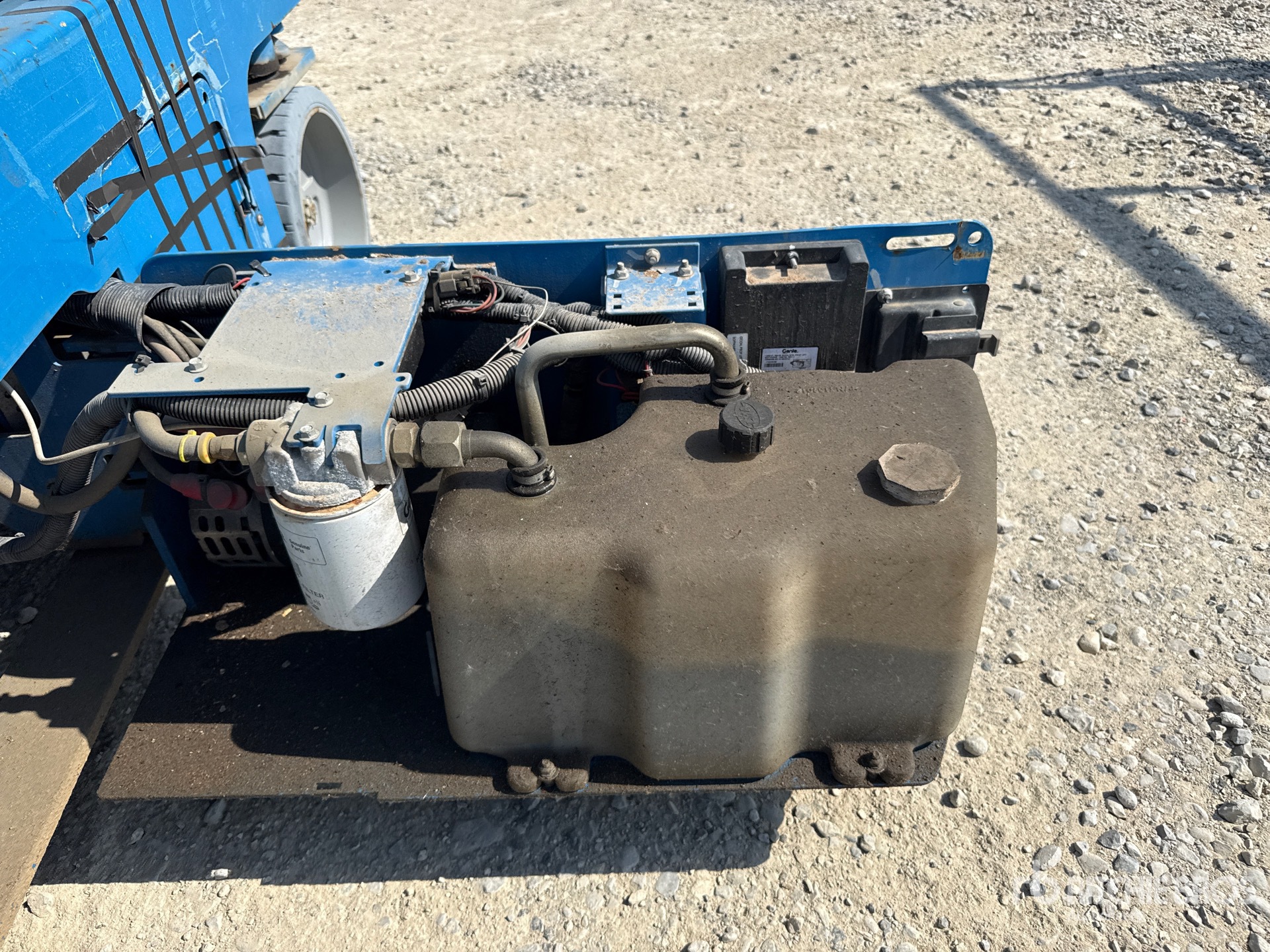 2017 Genie GS3246
