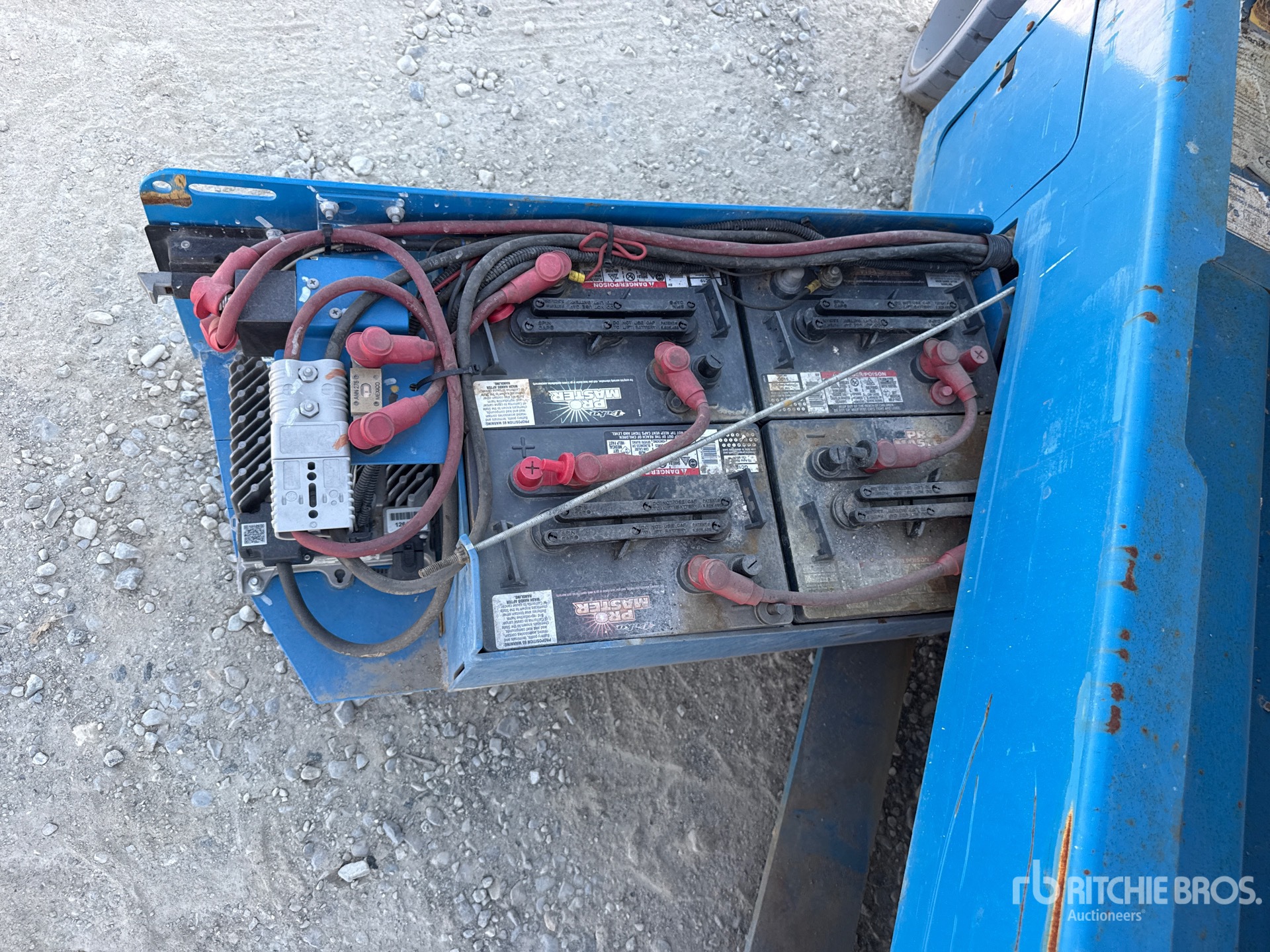 2017 Genie GS3246