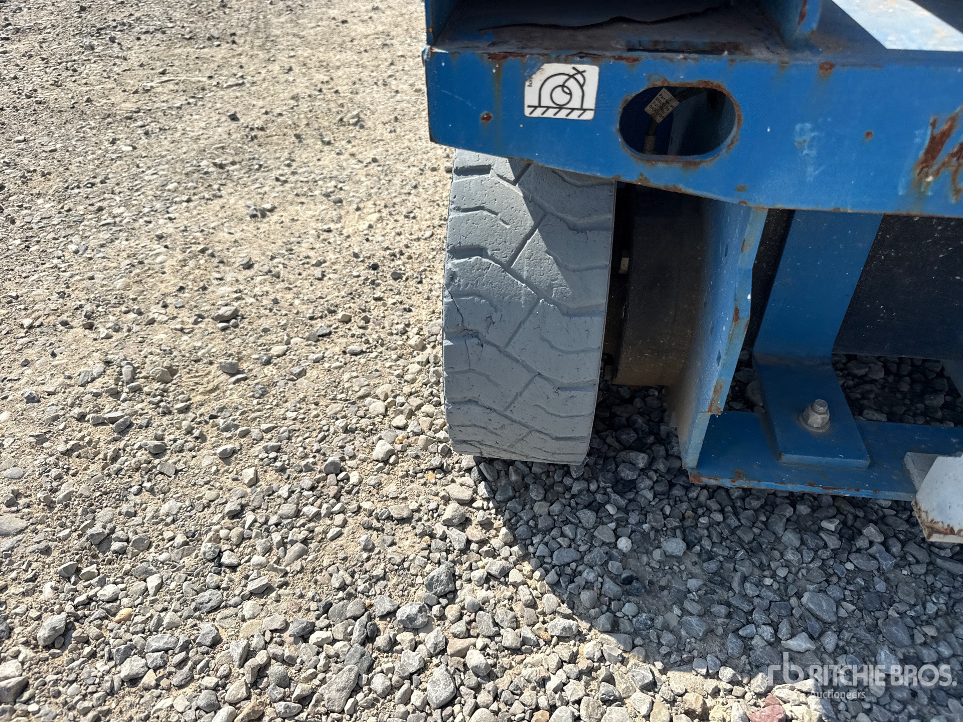 2015 Genie GS3246