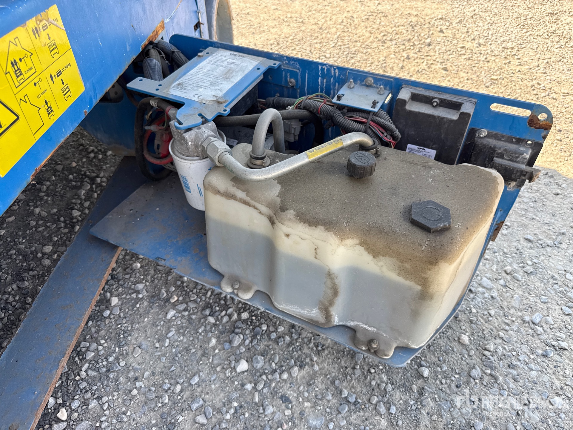 2015 Genie GS3246