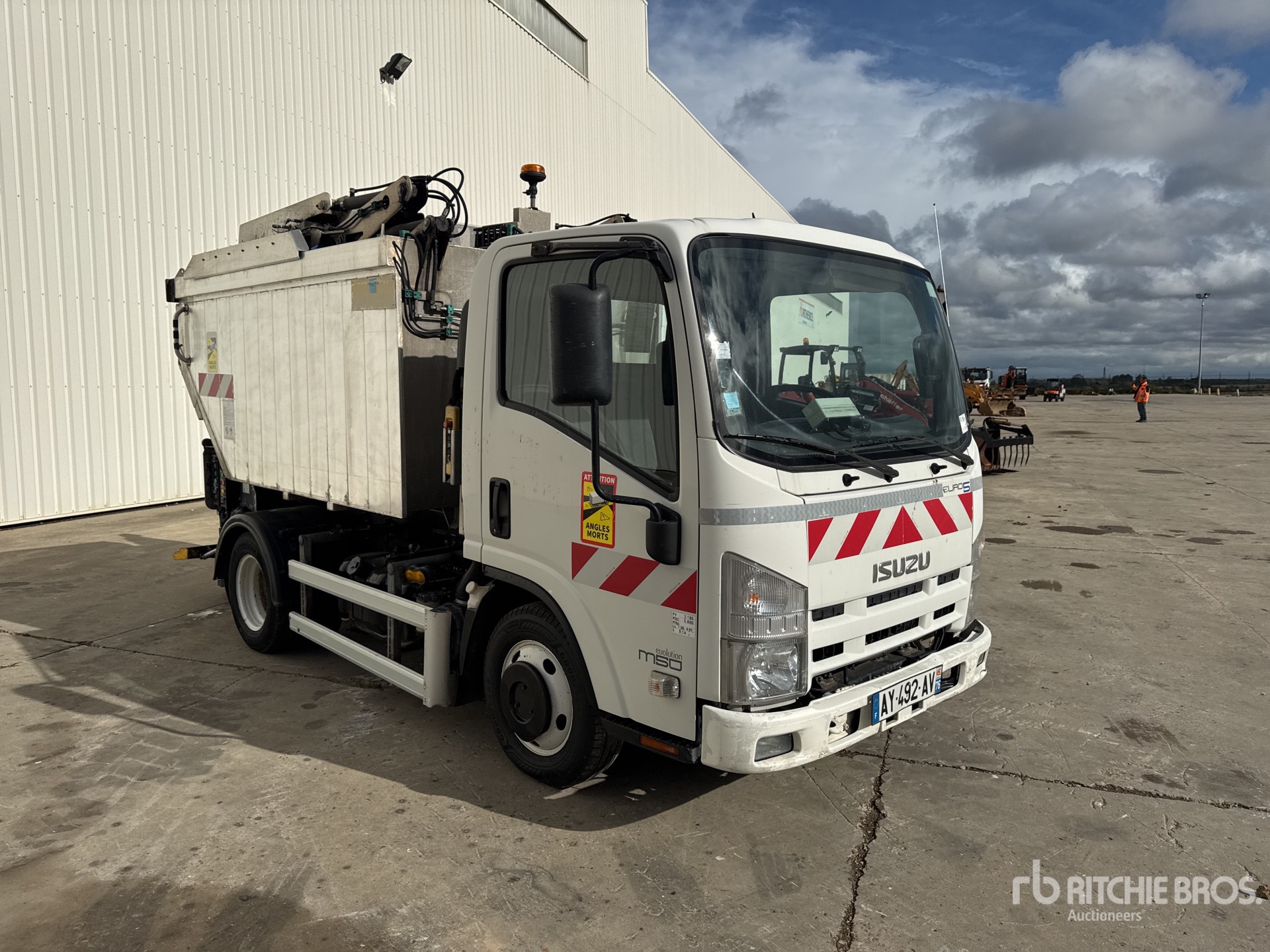 2010 Isuzu M50 EVO