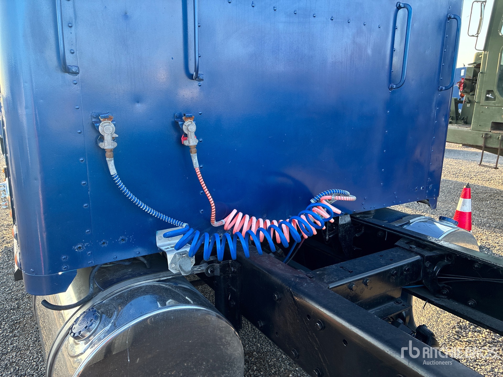 2005 Kenworth W900