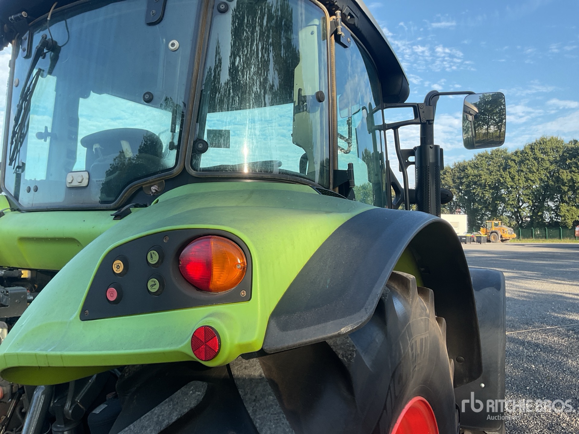 2015 Claas ARION  450