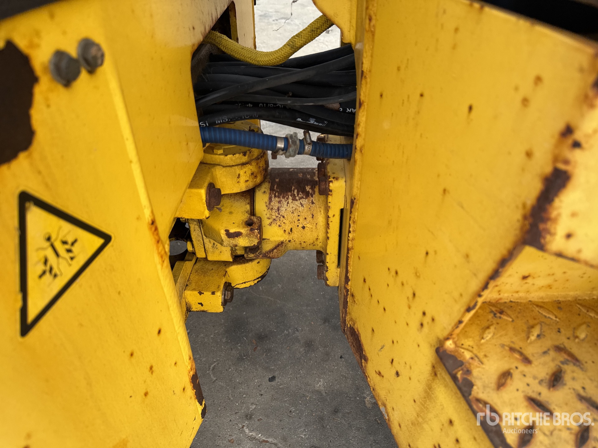 2006 Bomag BW120 AD4