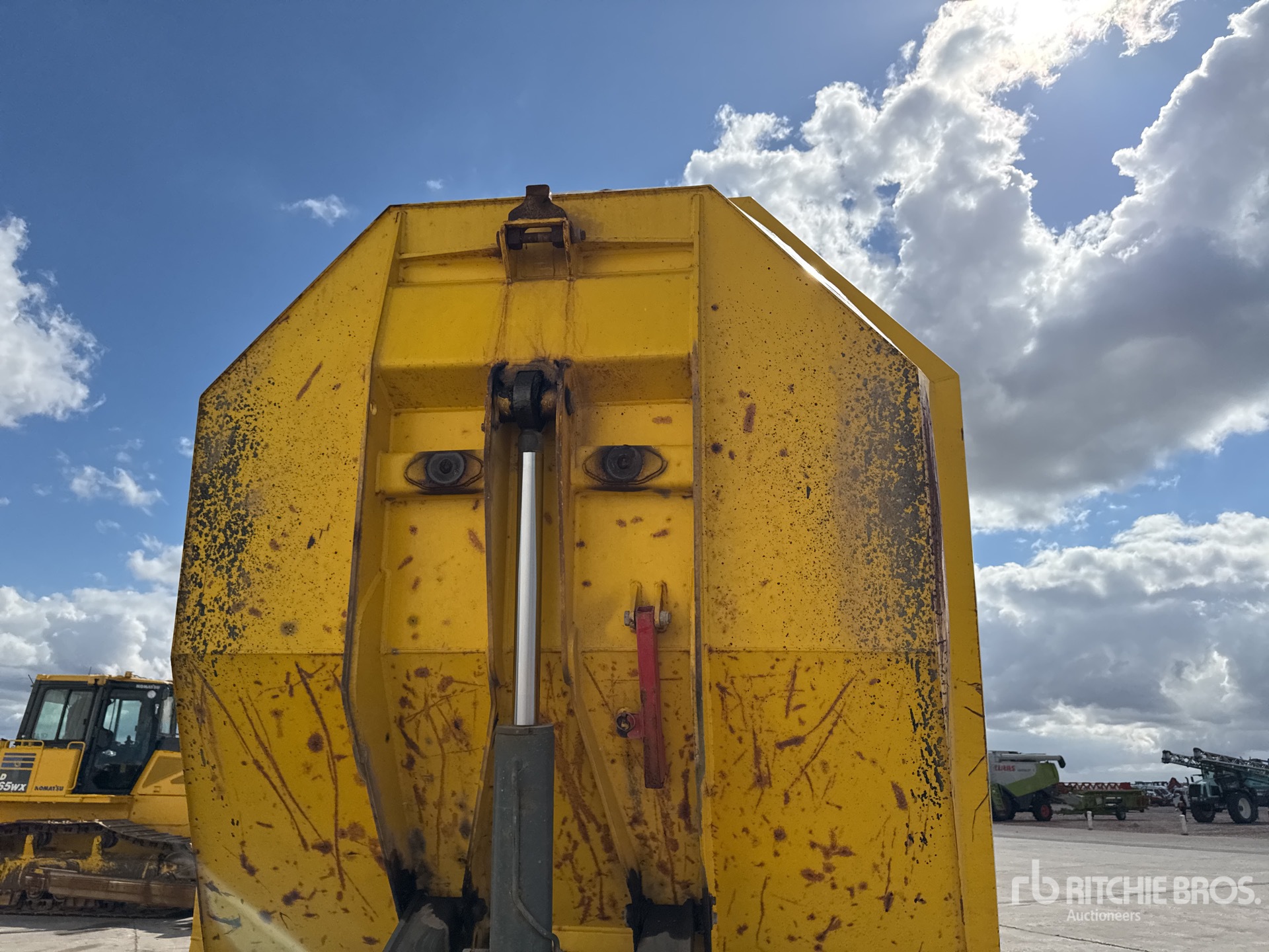 2013 Wacker Neuson 6001