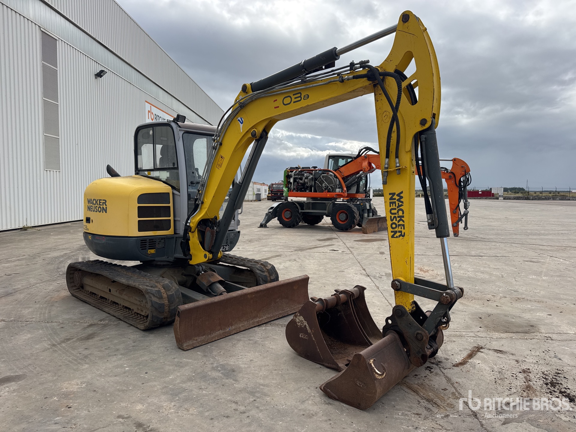 2014 Wacker Neuson 6003