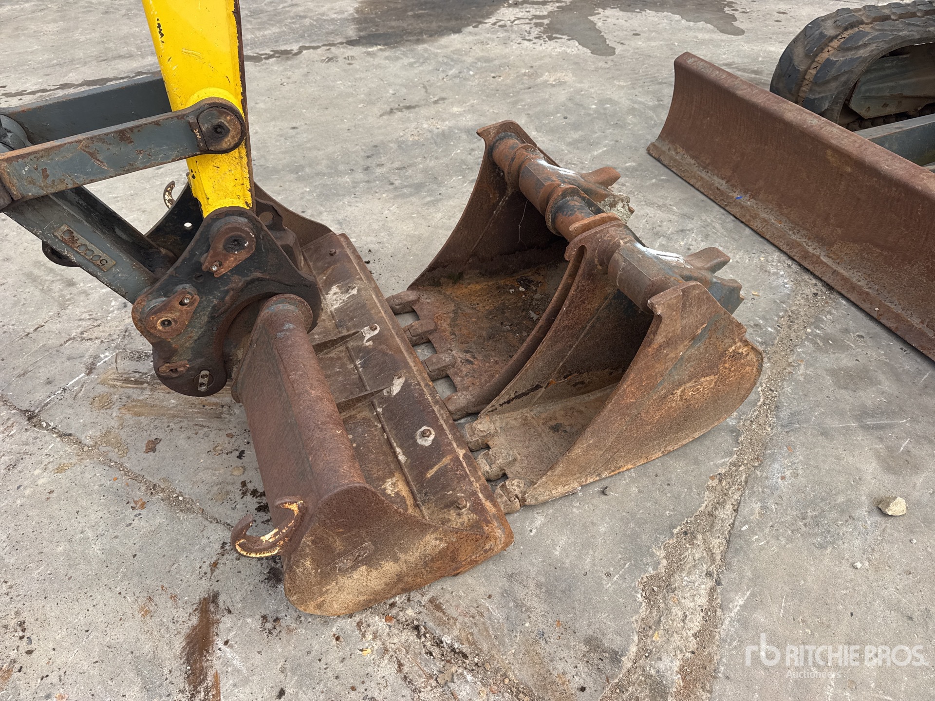 2014 Wacker Neuson 6003