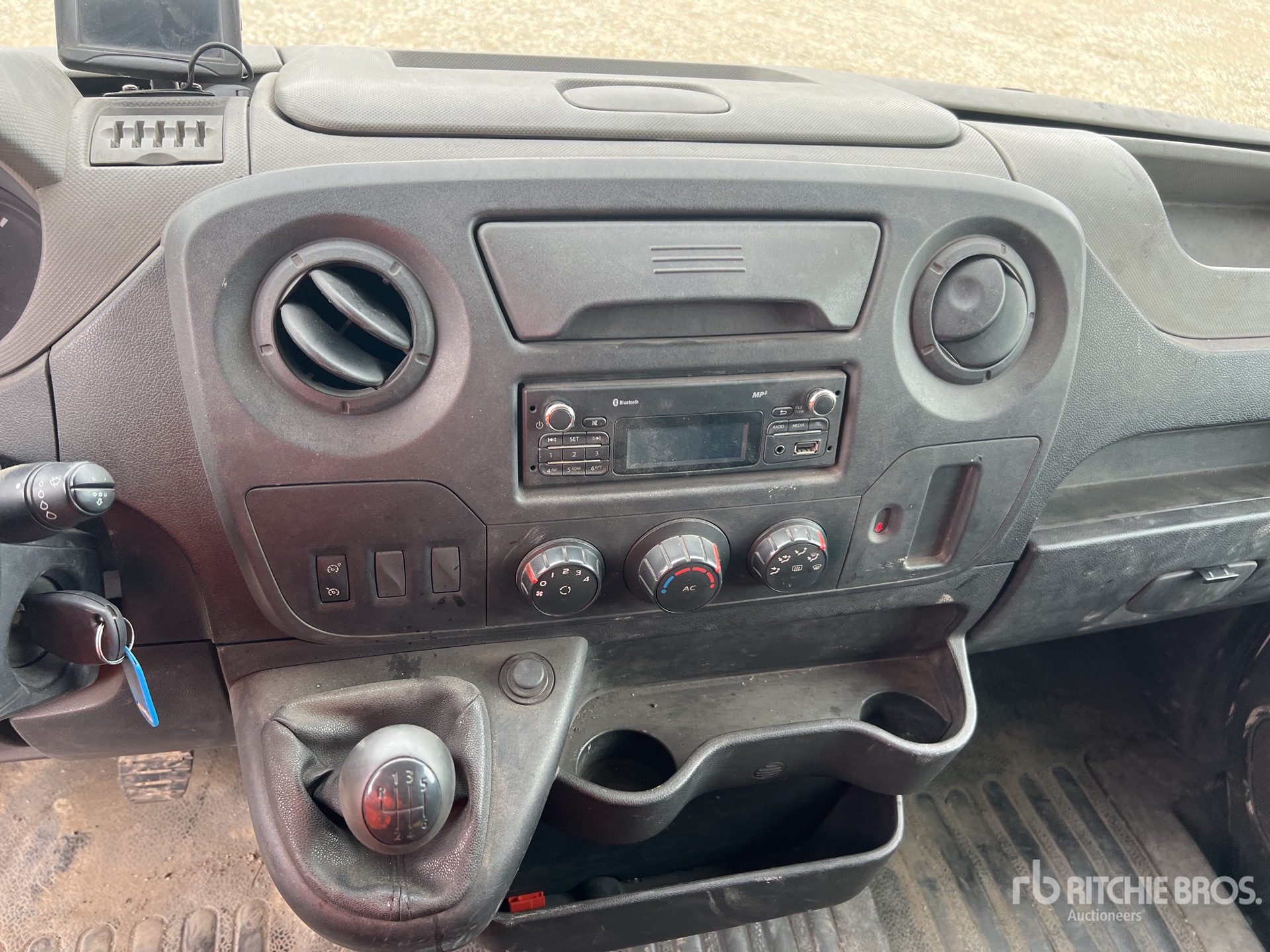 2016 Renault MASTER DCI 25