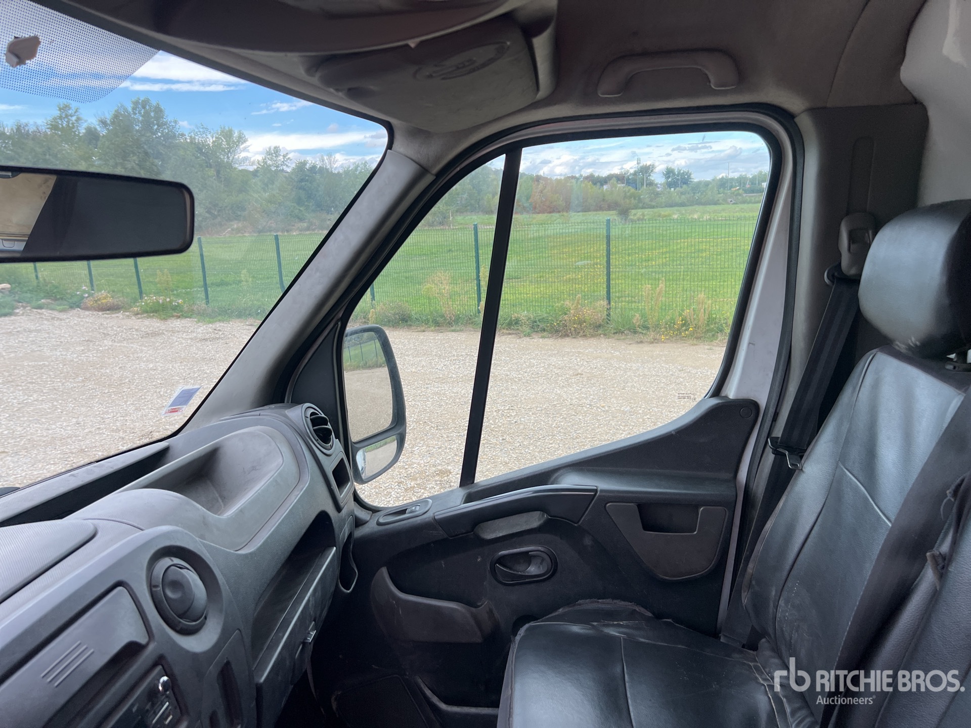 2016 Renault MASTER DCI 25