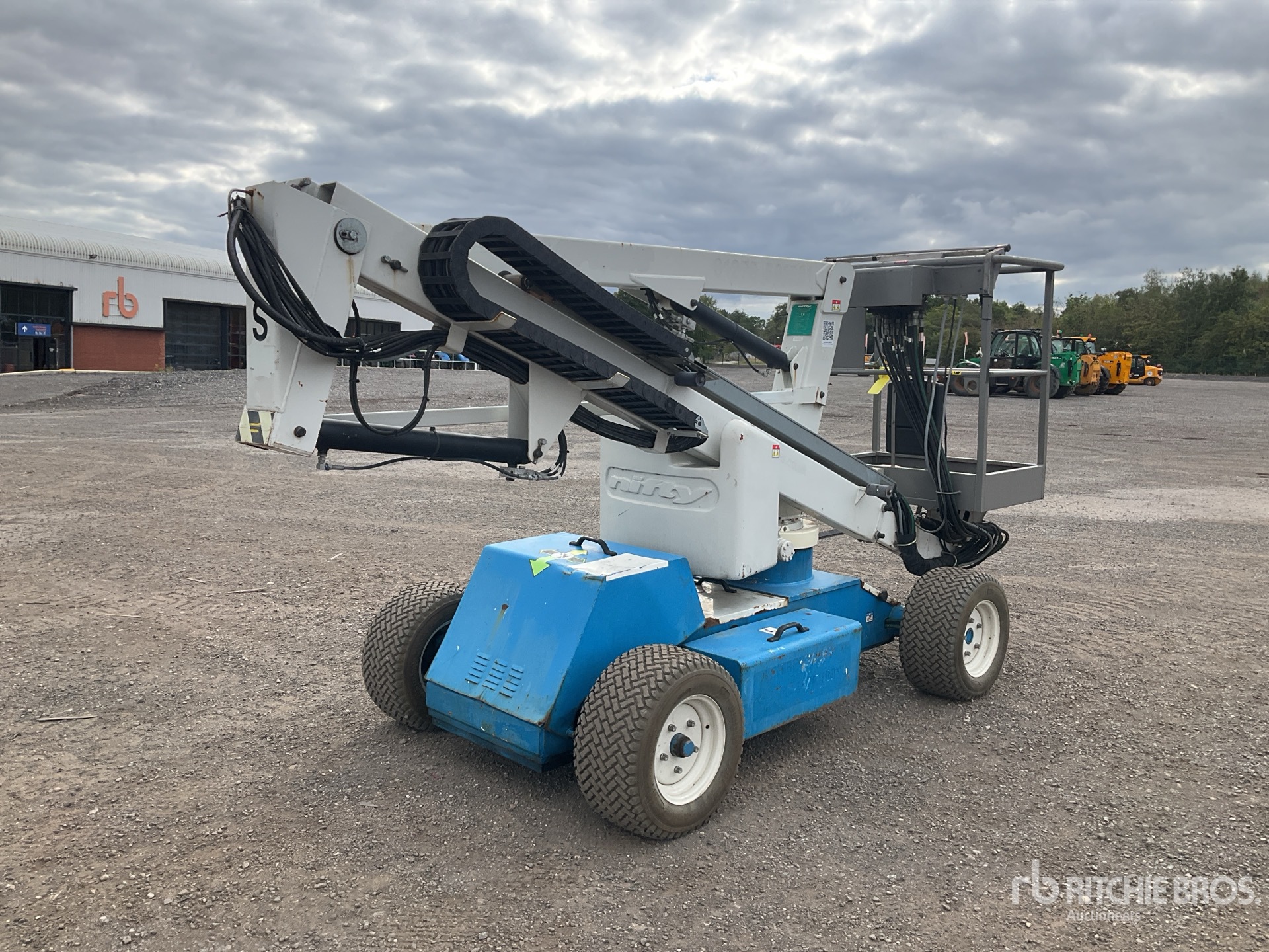 2014 Niftylift HR12NDE