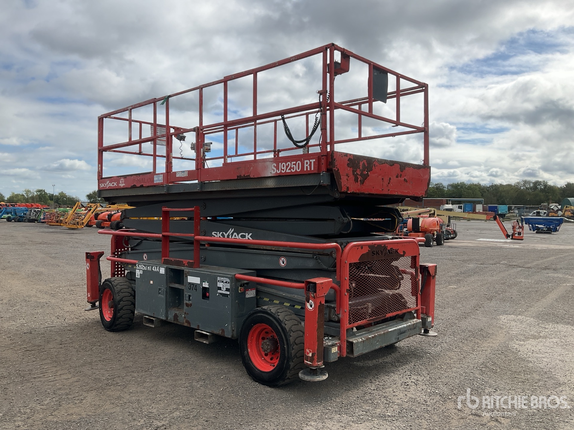 2015 Skyjack SJ9250