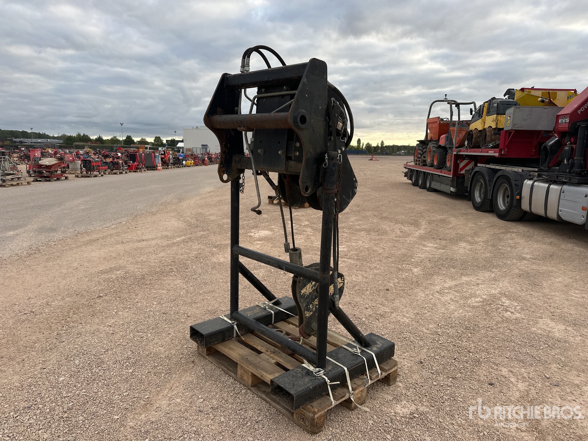 2020 Manitou 5 TON
