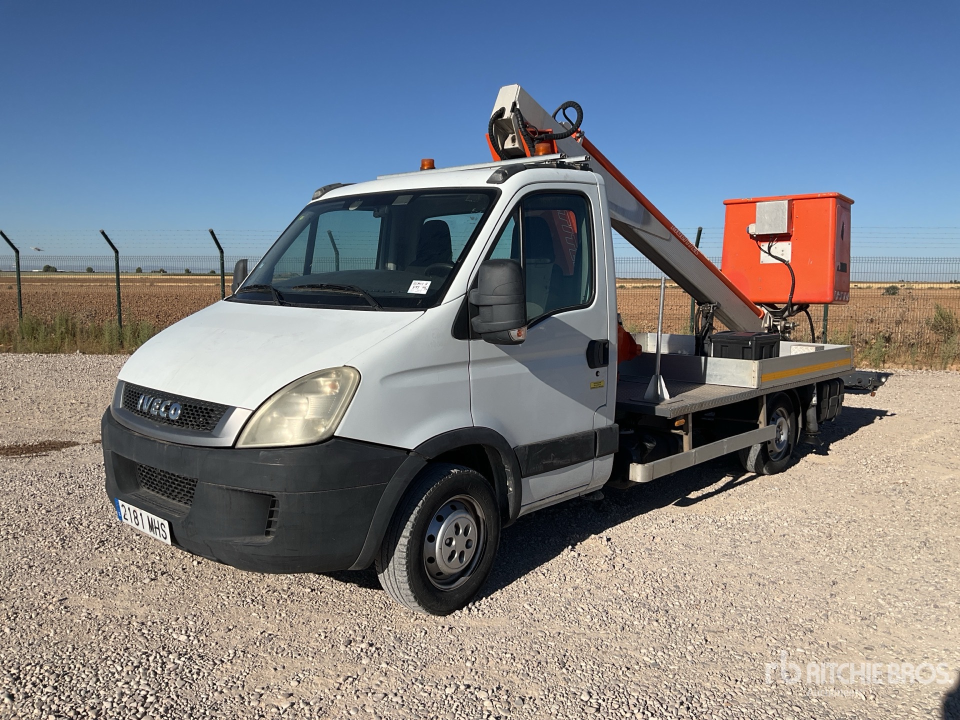 2011 Iveco MULTITEL 160ALU