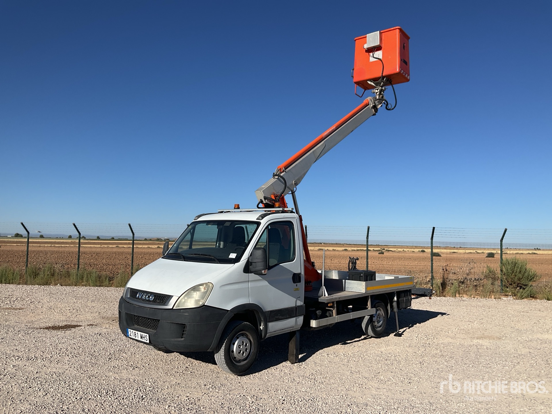 Photo of 2011 Iveco MULTITEL 160ALU