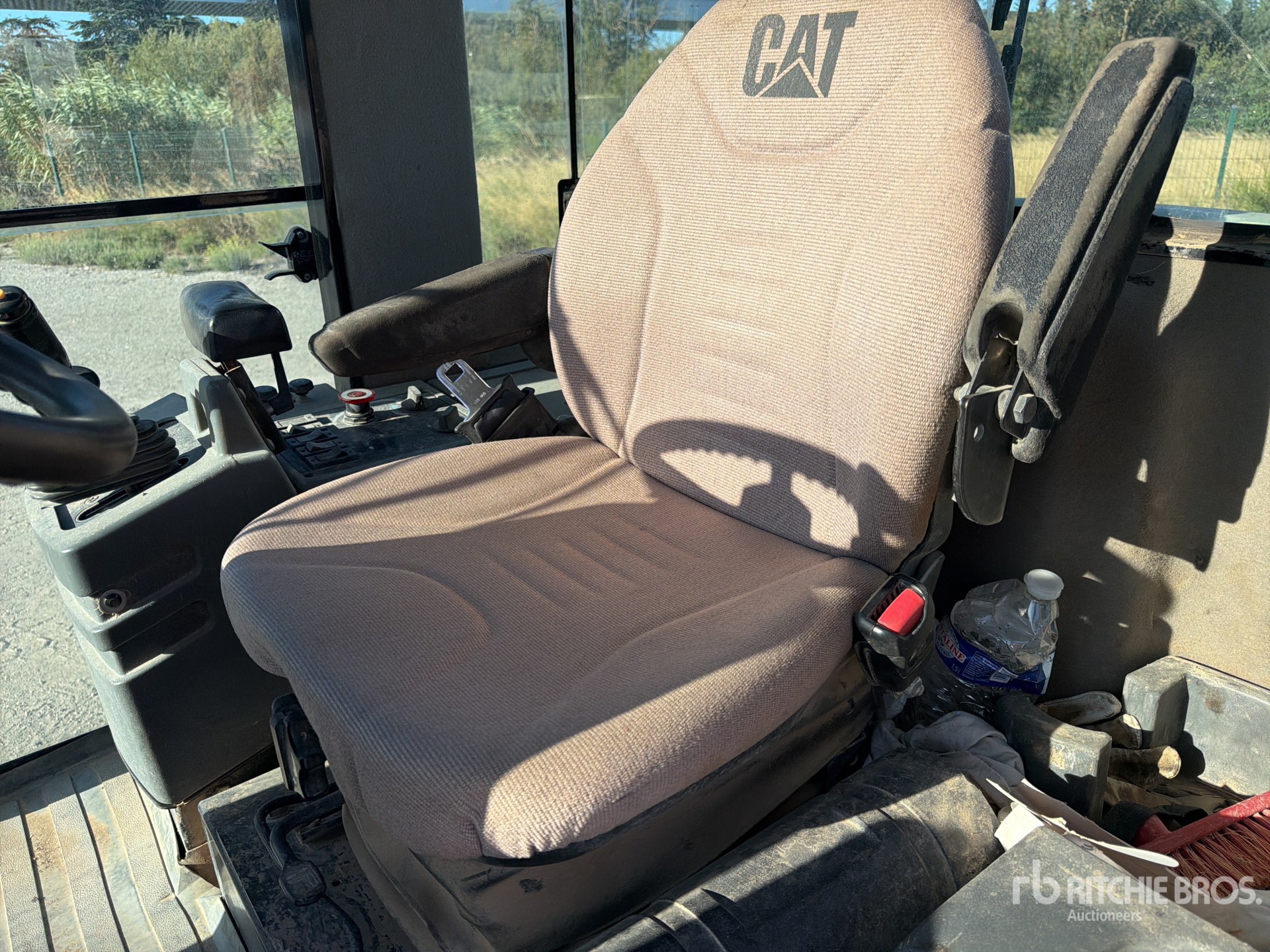 2006 Caterpillar CS-663E