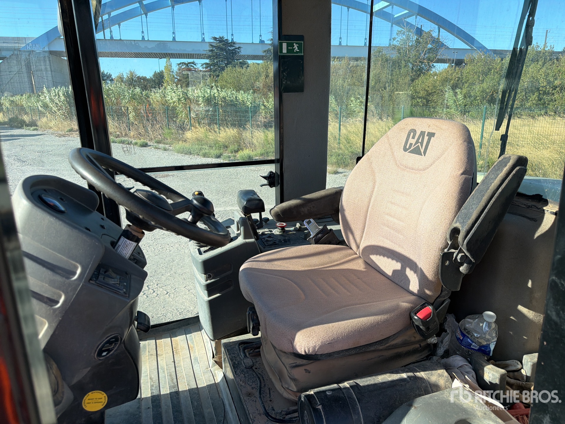 2006 Caterpillar CS-663E