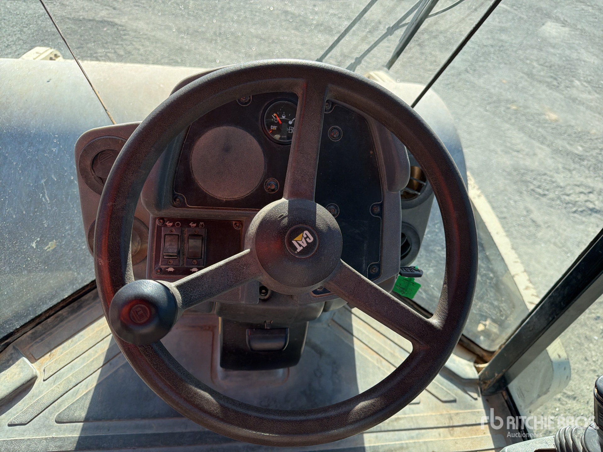 2006 Caterpillar CS-663E