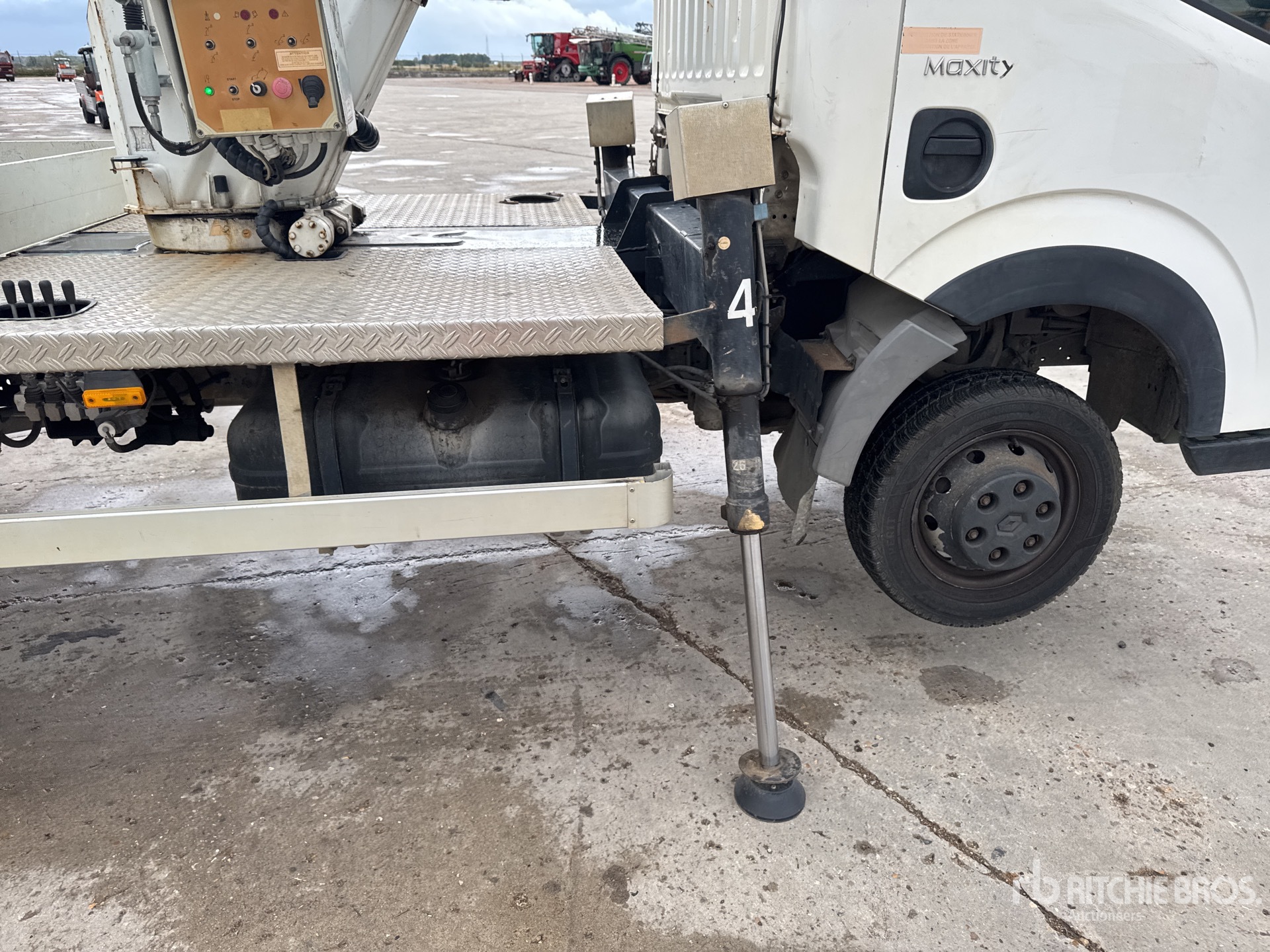 2016 Renault MAXITY 120 DXI