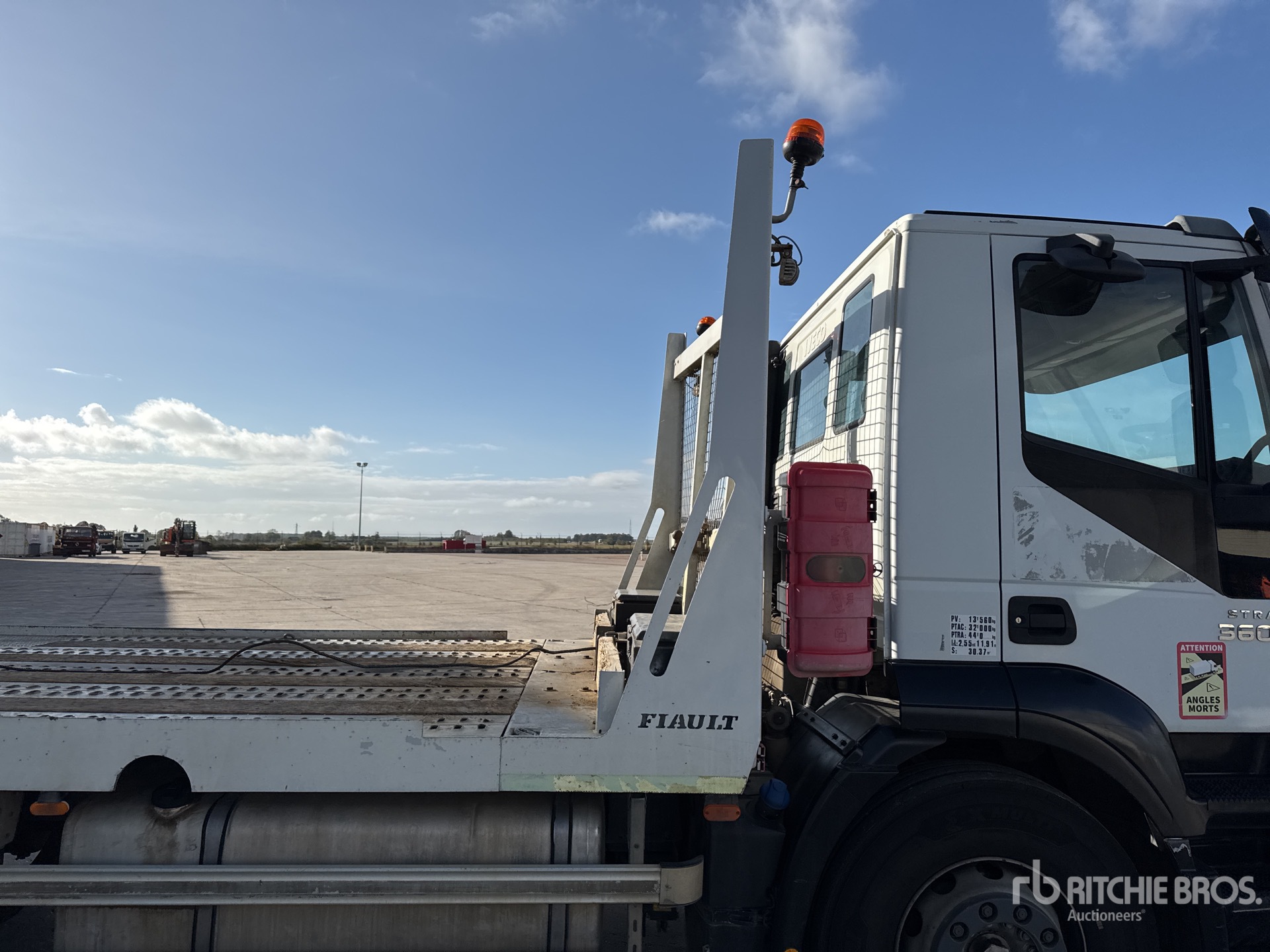 2013 Iveco STRALIS 360 EEV