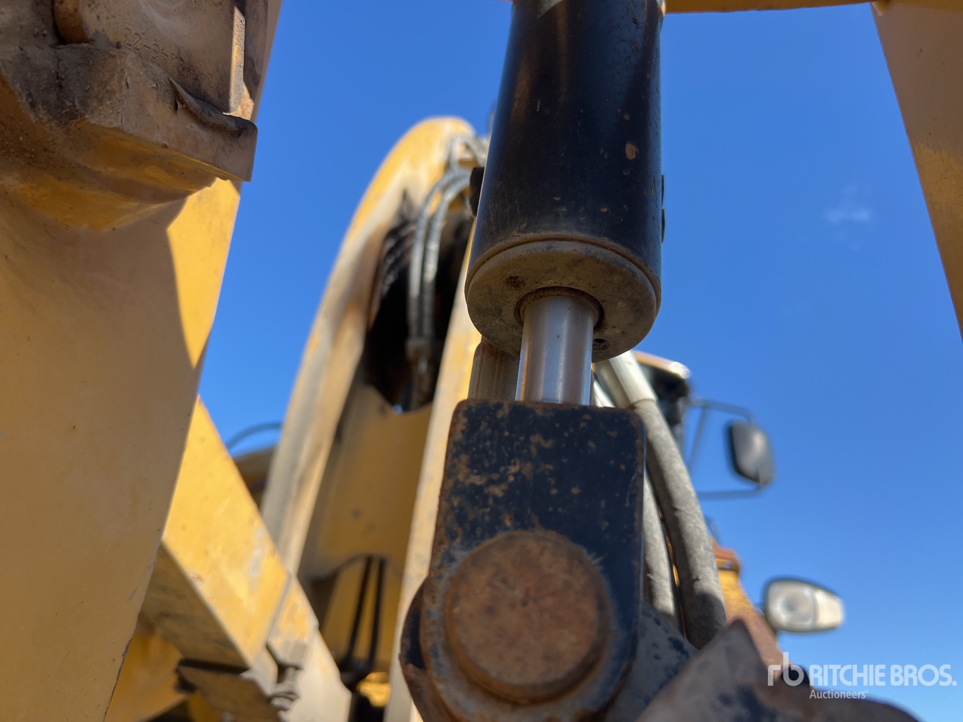 2014 Caterpillar 938 K