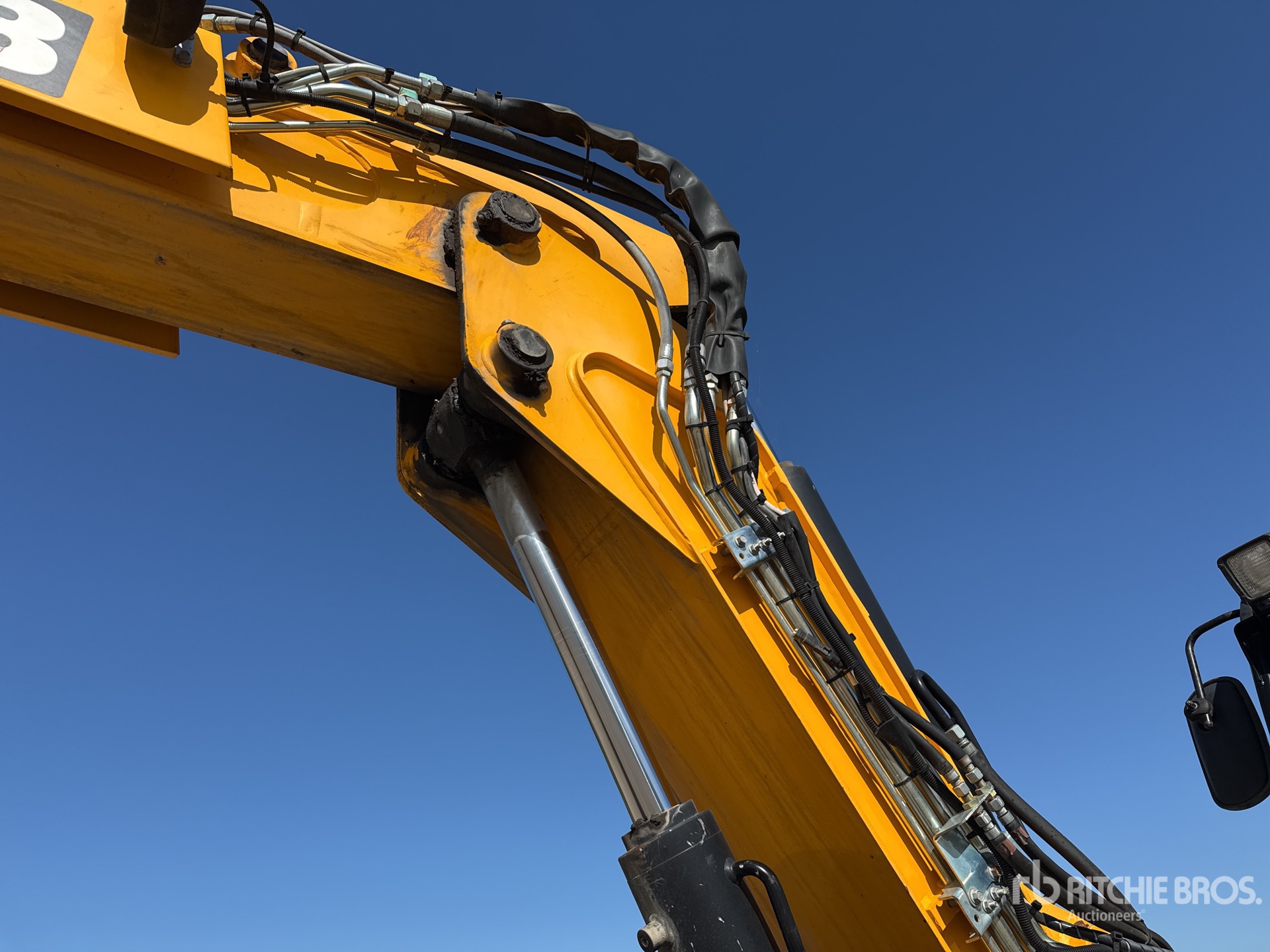 2017 JCB HYDRADIG HD110W
