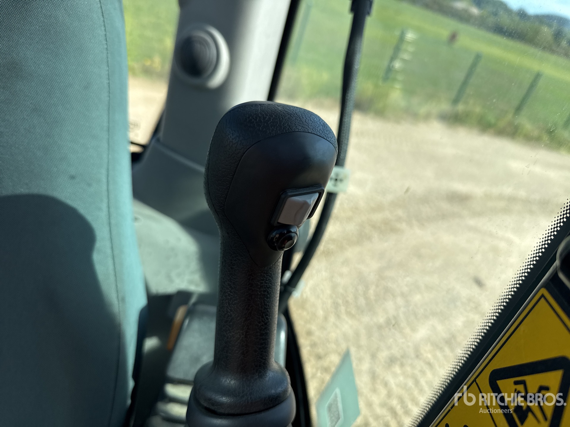 2017 JCB HYDRADIG HD110W