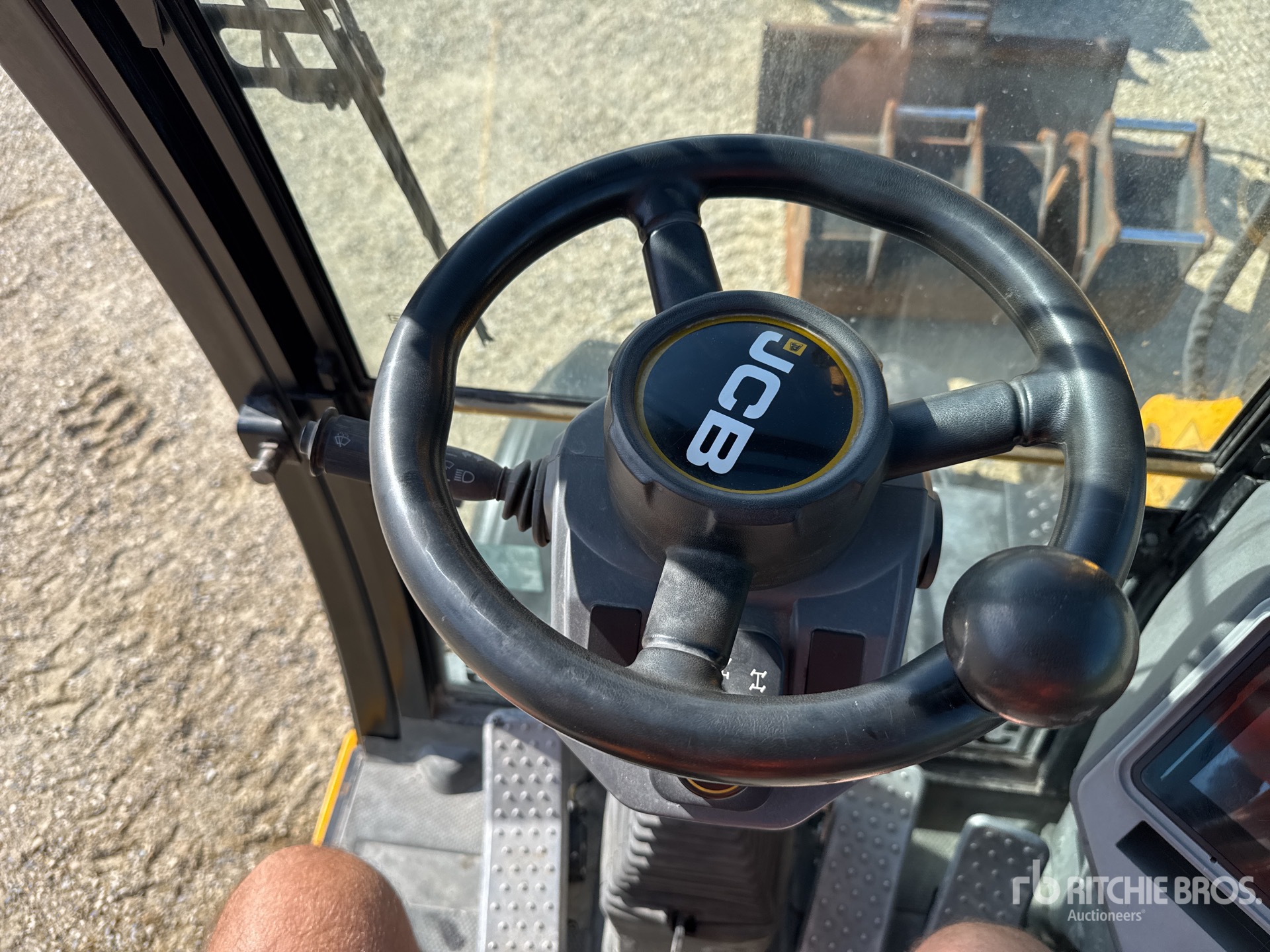 2017 JCB HYDRADIG HD110W