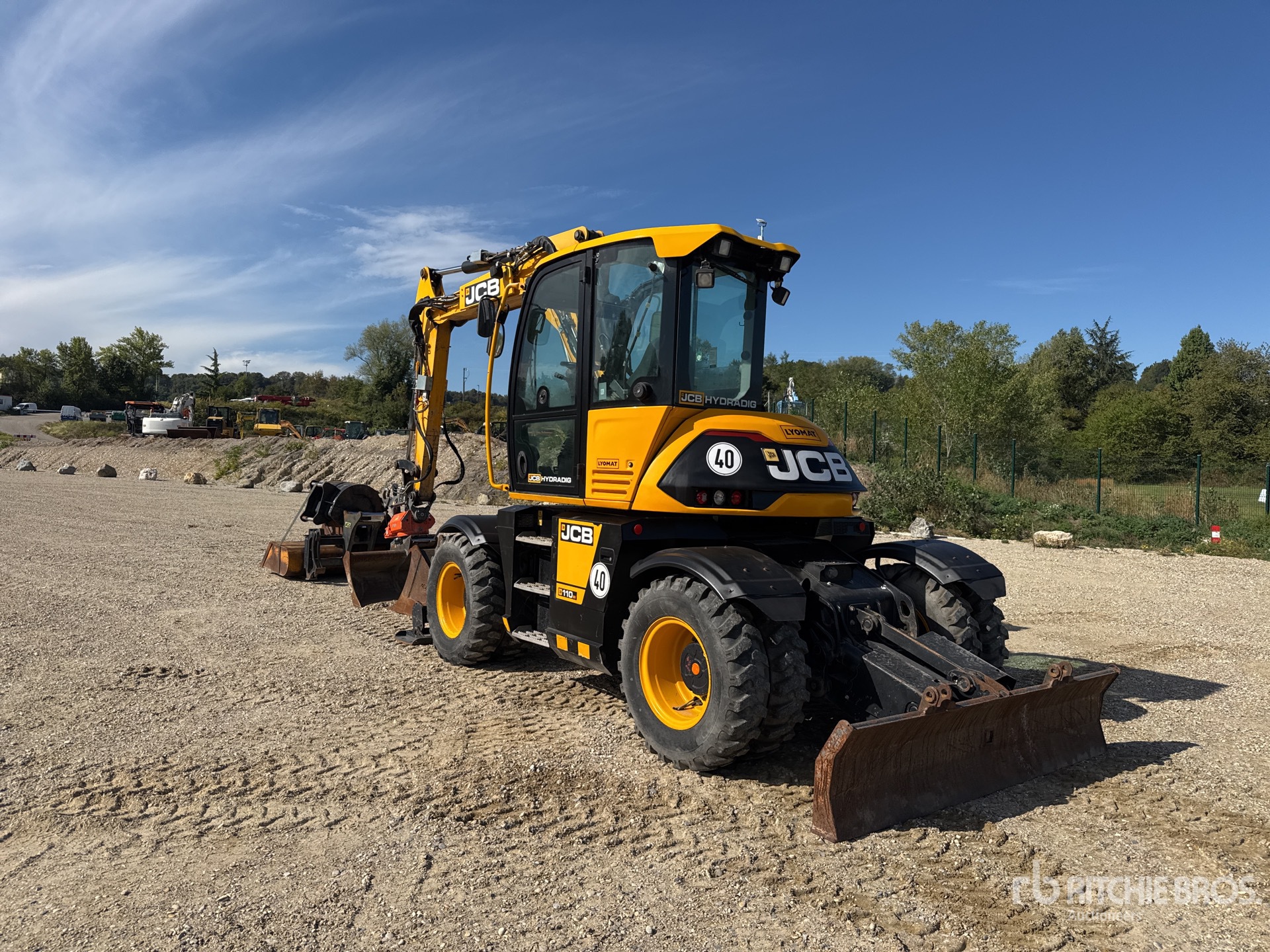 2017 JCB HYDRADIG HD110W