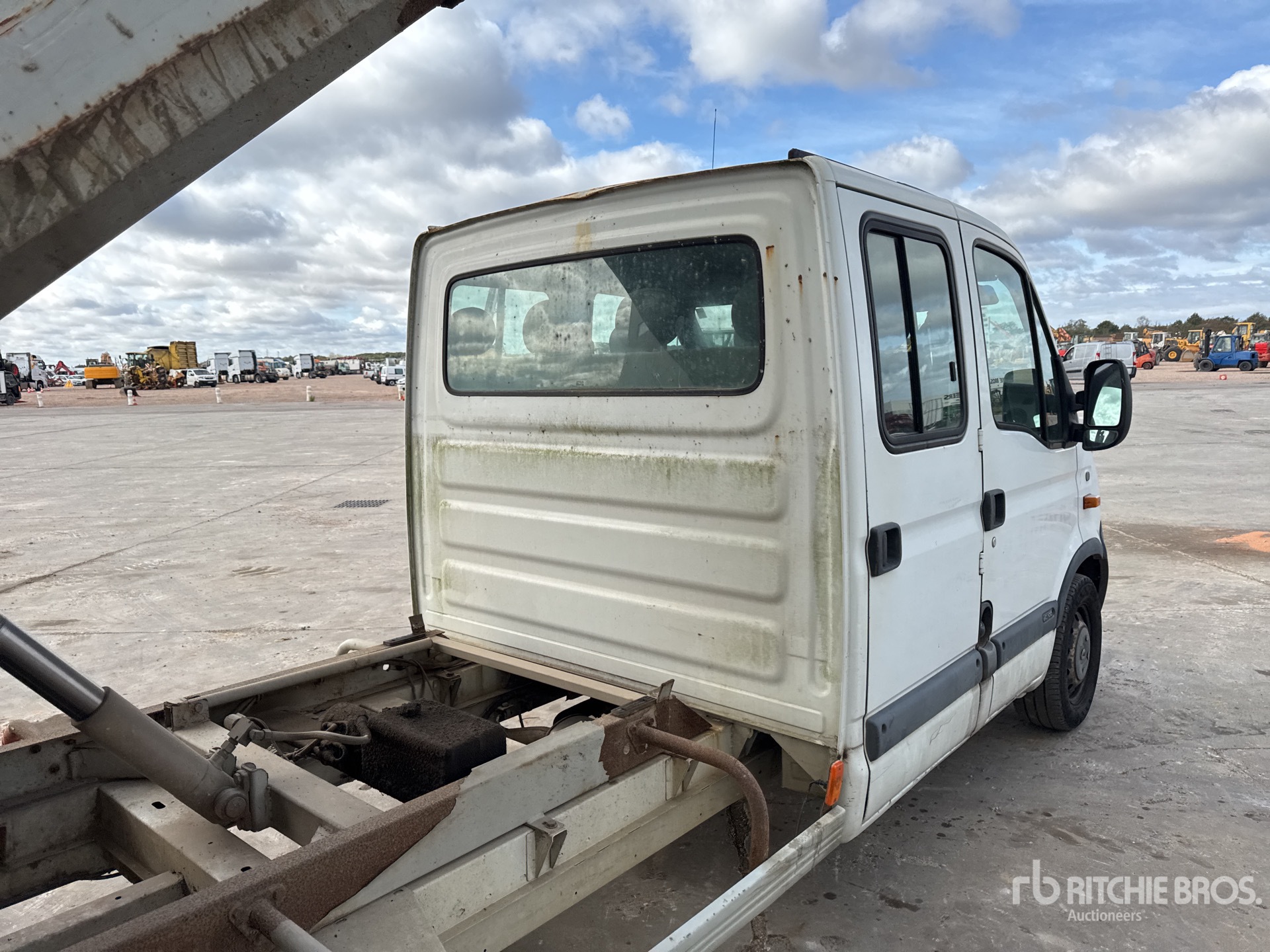 2010 Renault MASTER DCI100