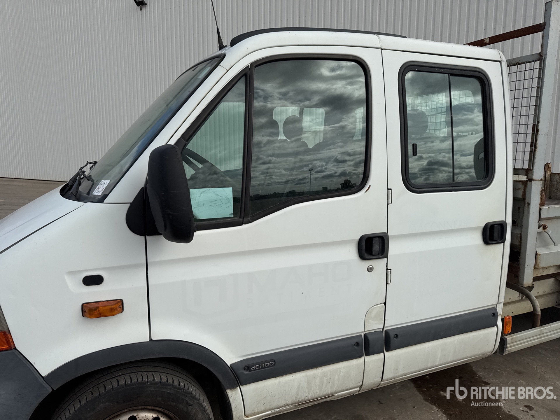 2010 Renault MASTER DCI100