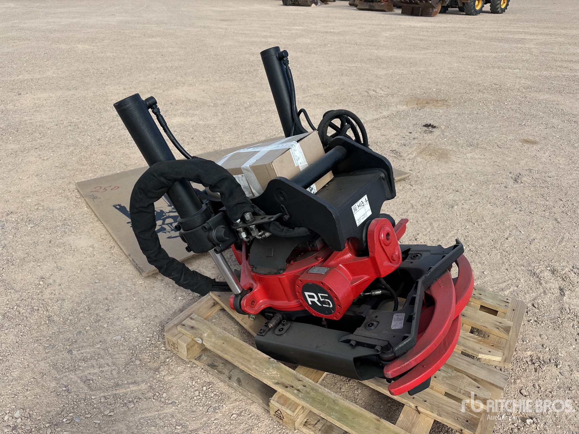 2017 Rototilt R5