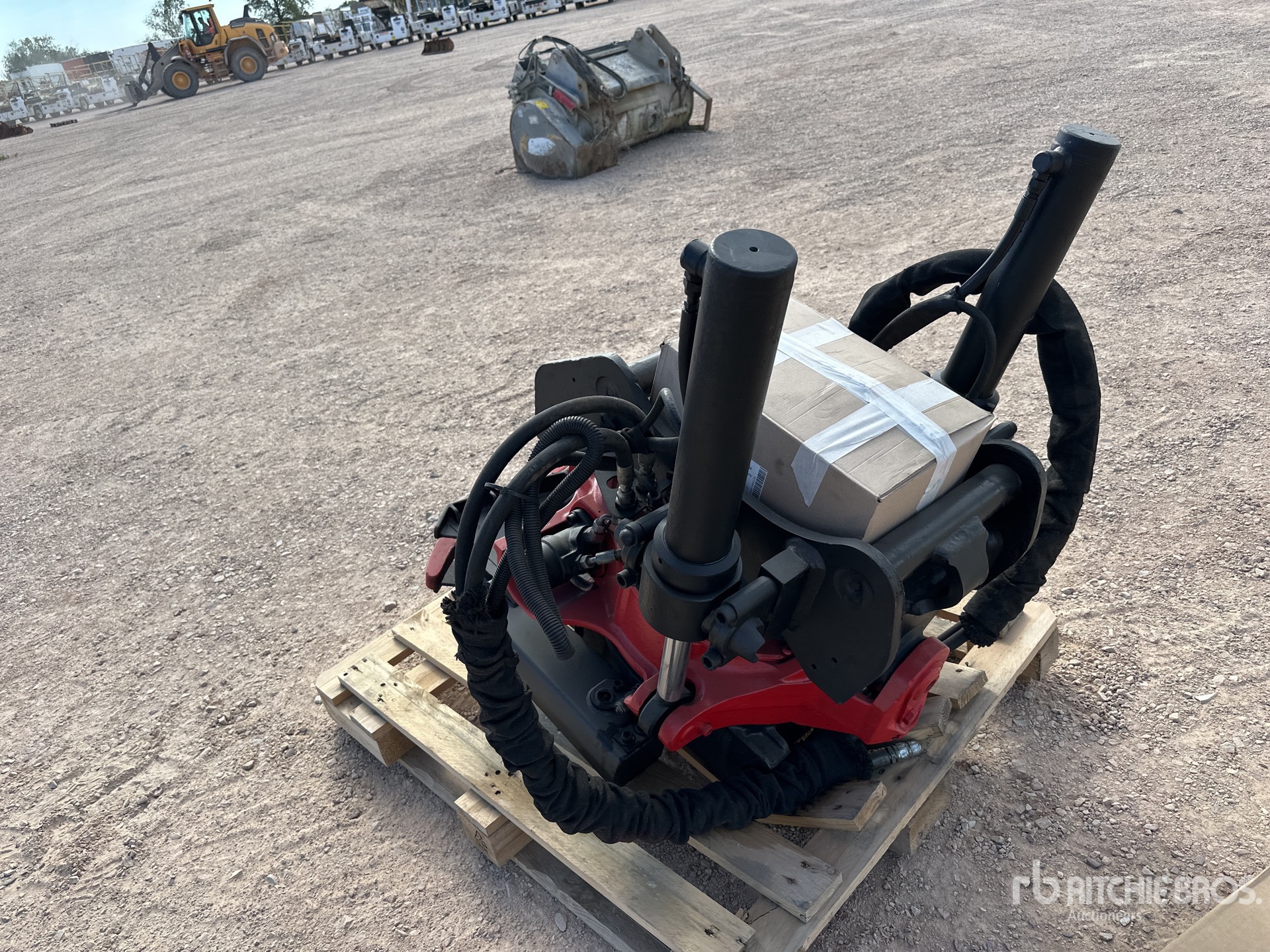 2017 Rototilt R5