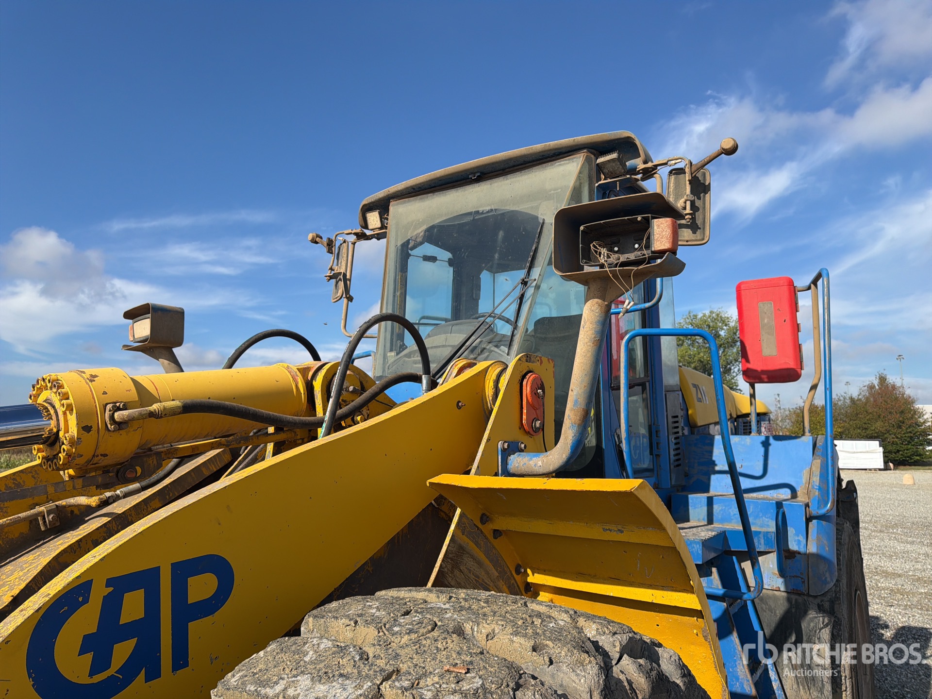 2014 Hitachi ZW310