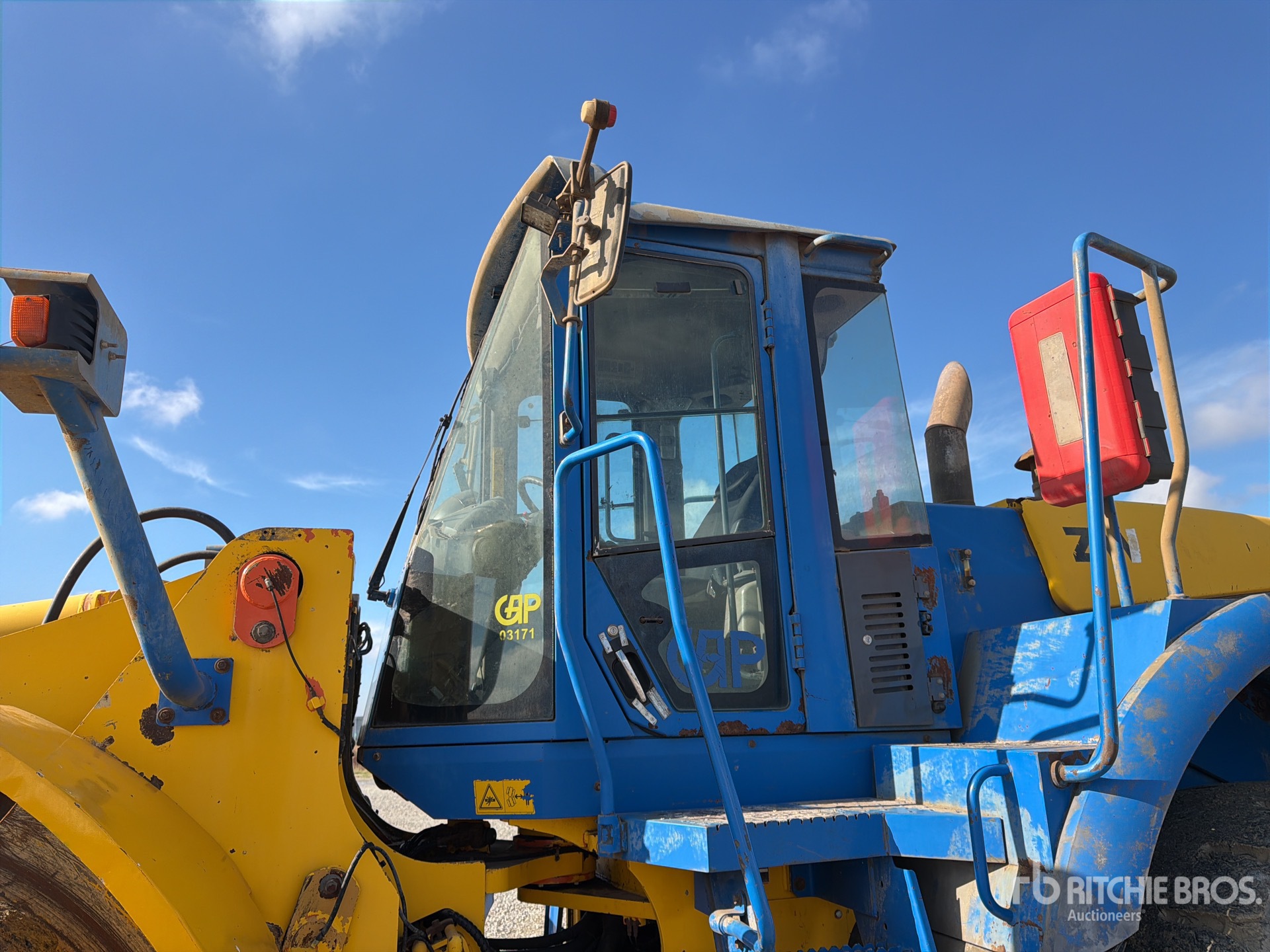 2014 Hitachi ZW310